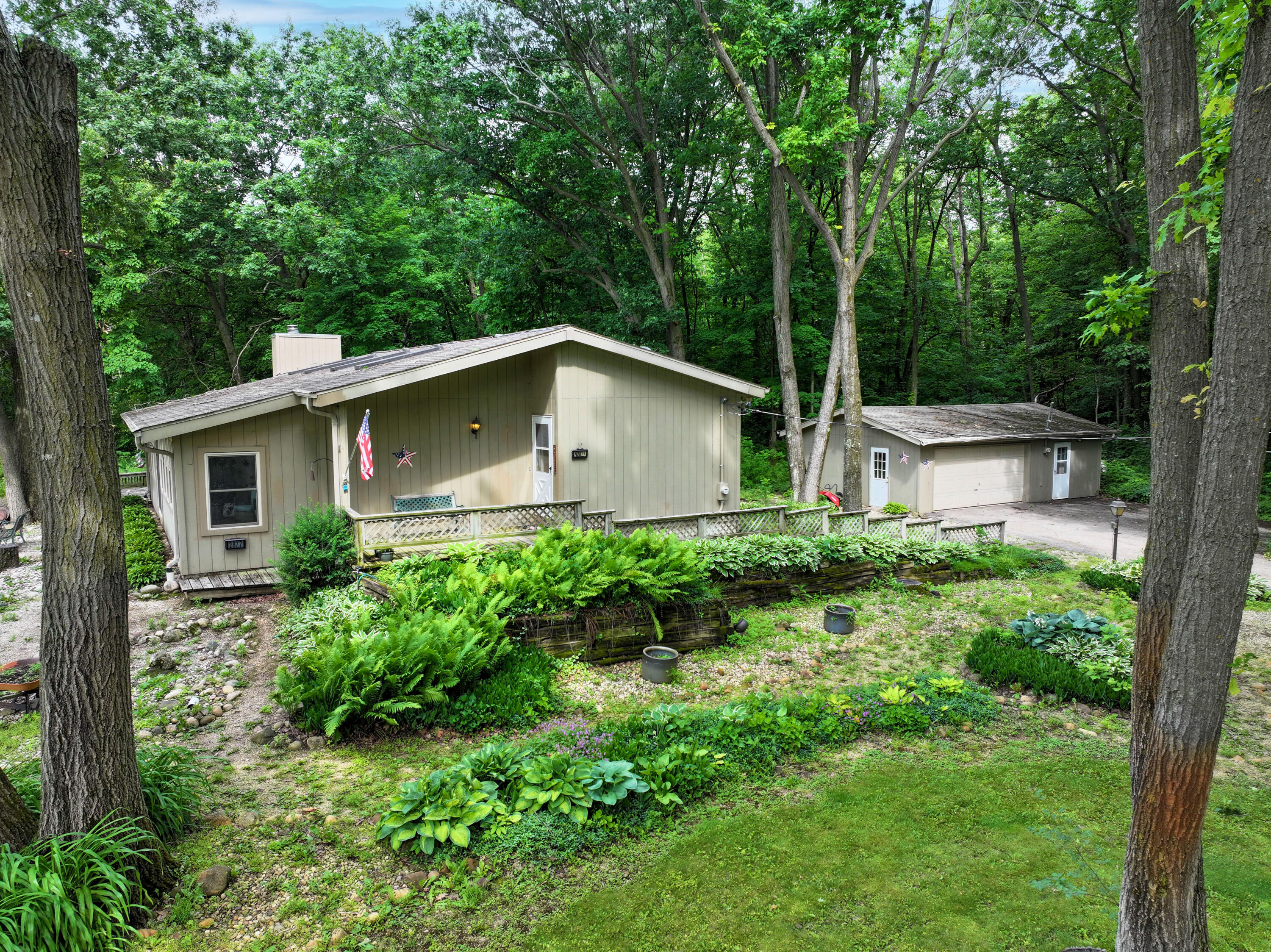 N2877 Roger Rd, Sullivan, WI 53137 — photo 2