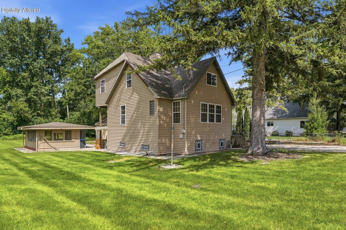 2327 Catherine Ave — photo