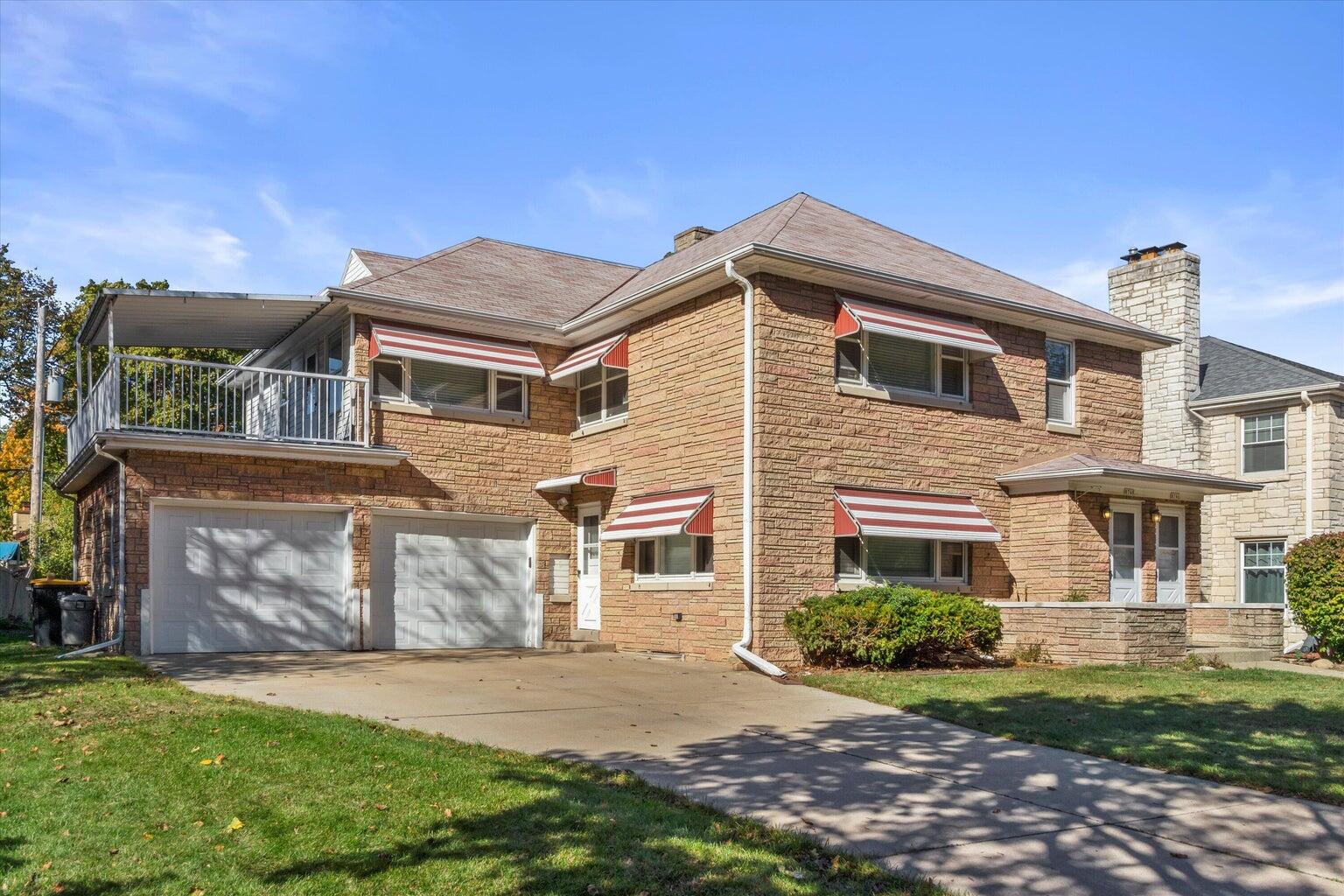 8748 Parkview Ct — photo
