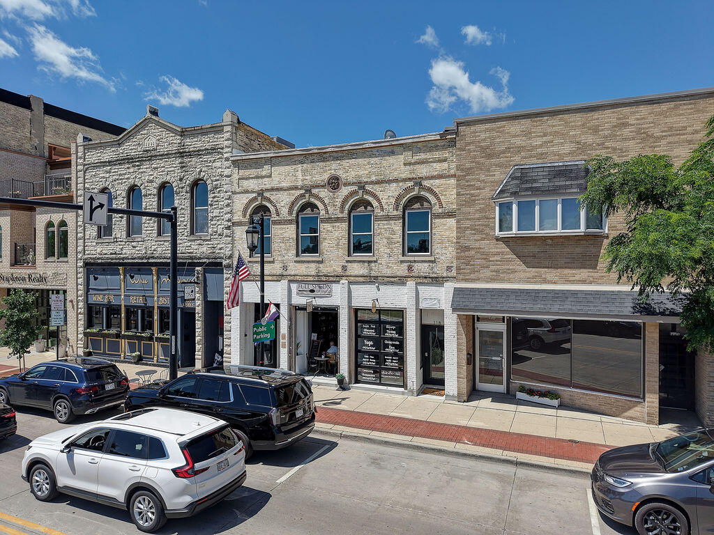 118 N Main St — photo