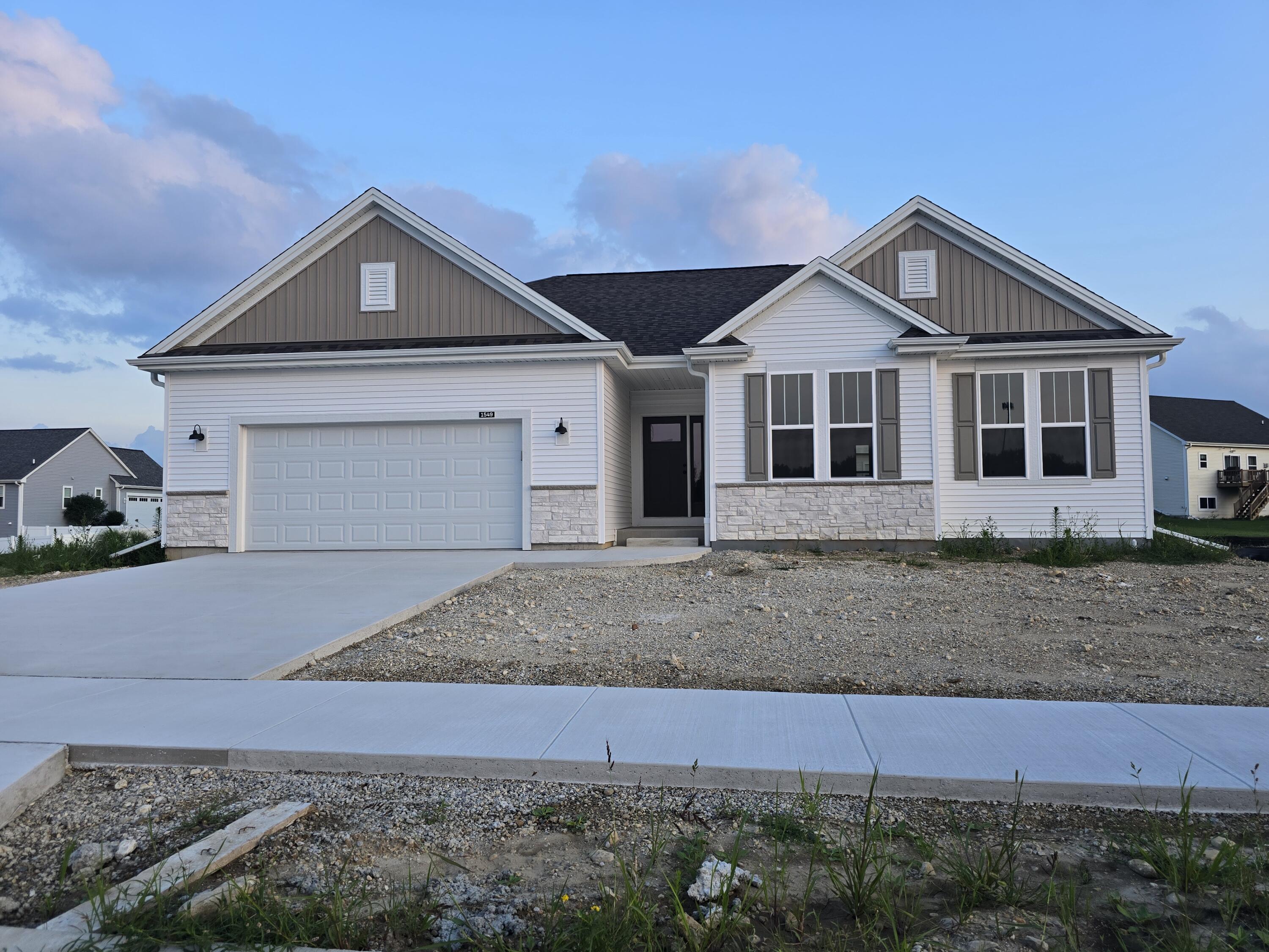 1549 Patton Dr — photo