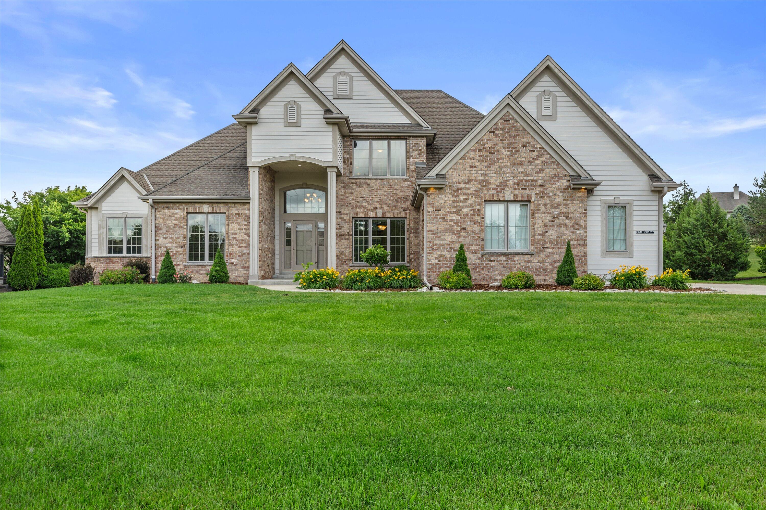 W218N5466 Taylors Woods Dr — photo