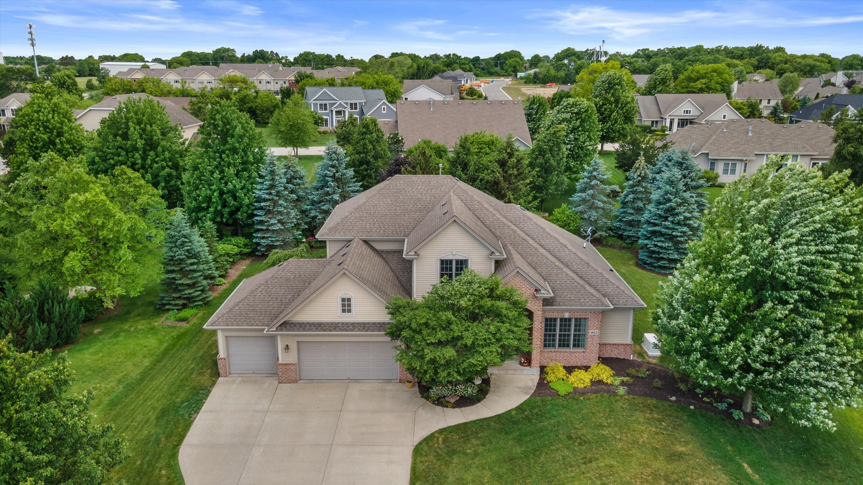 1822 Coach House Ct — photo