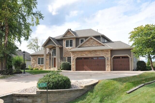 8334 Virginia Cir — photo