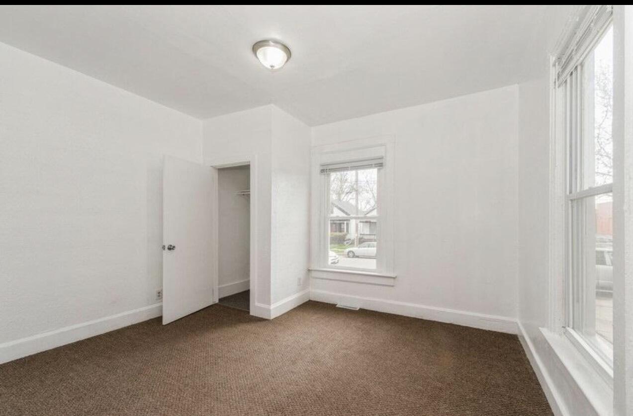922 Racine St, Racine, WI 53403 — photo 3