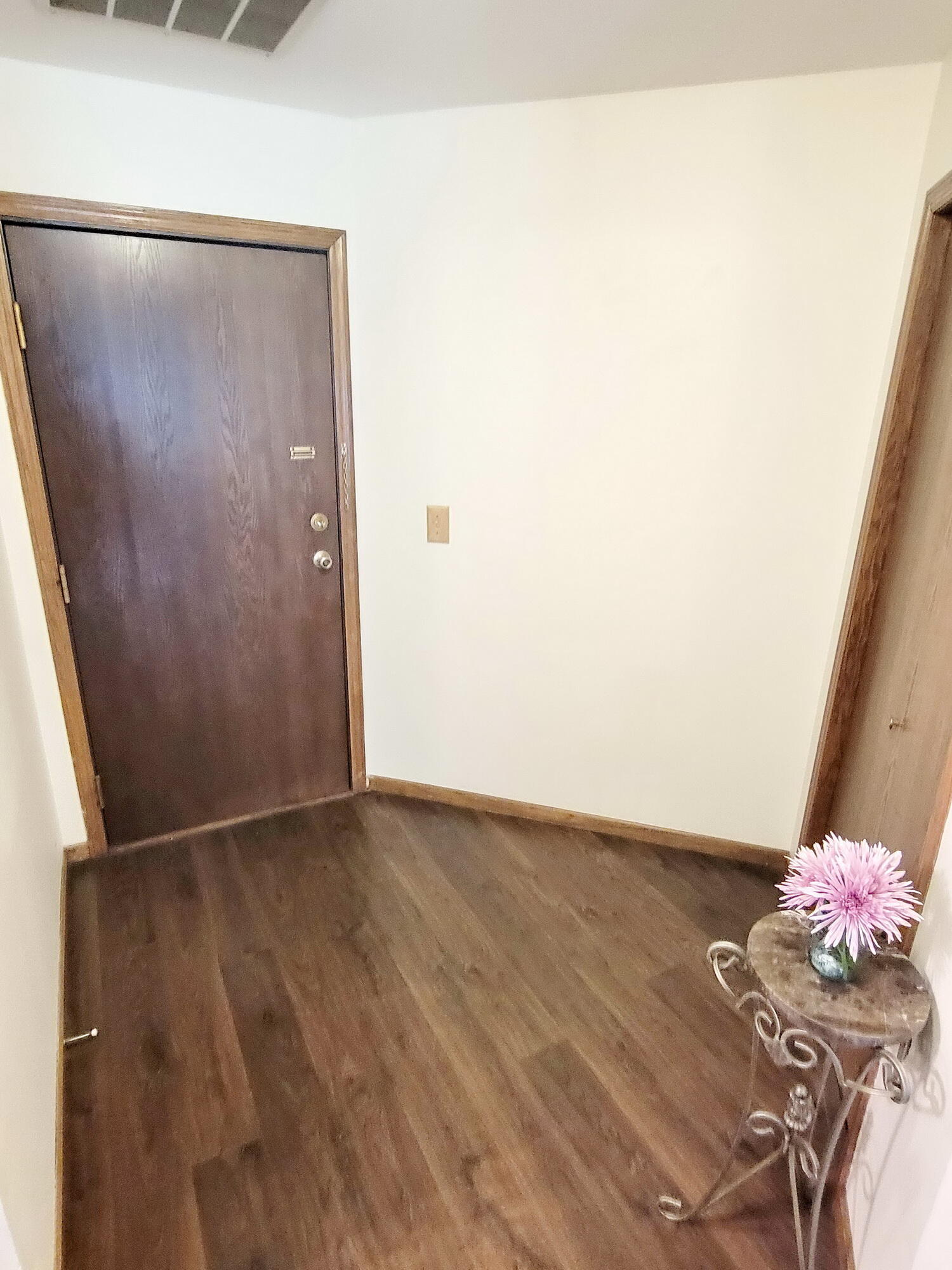 508 S Rochester St, C, Mukwonago, WI 53149 — photo 3