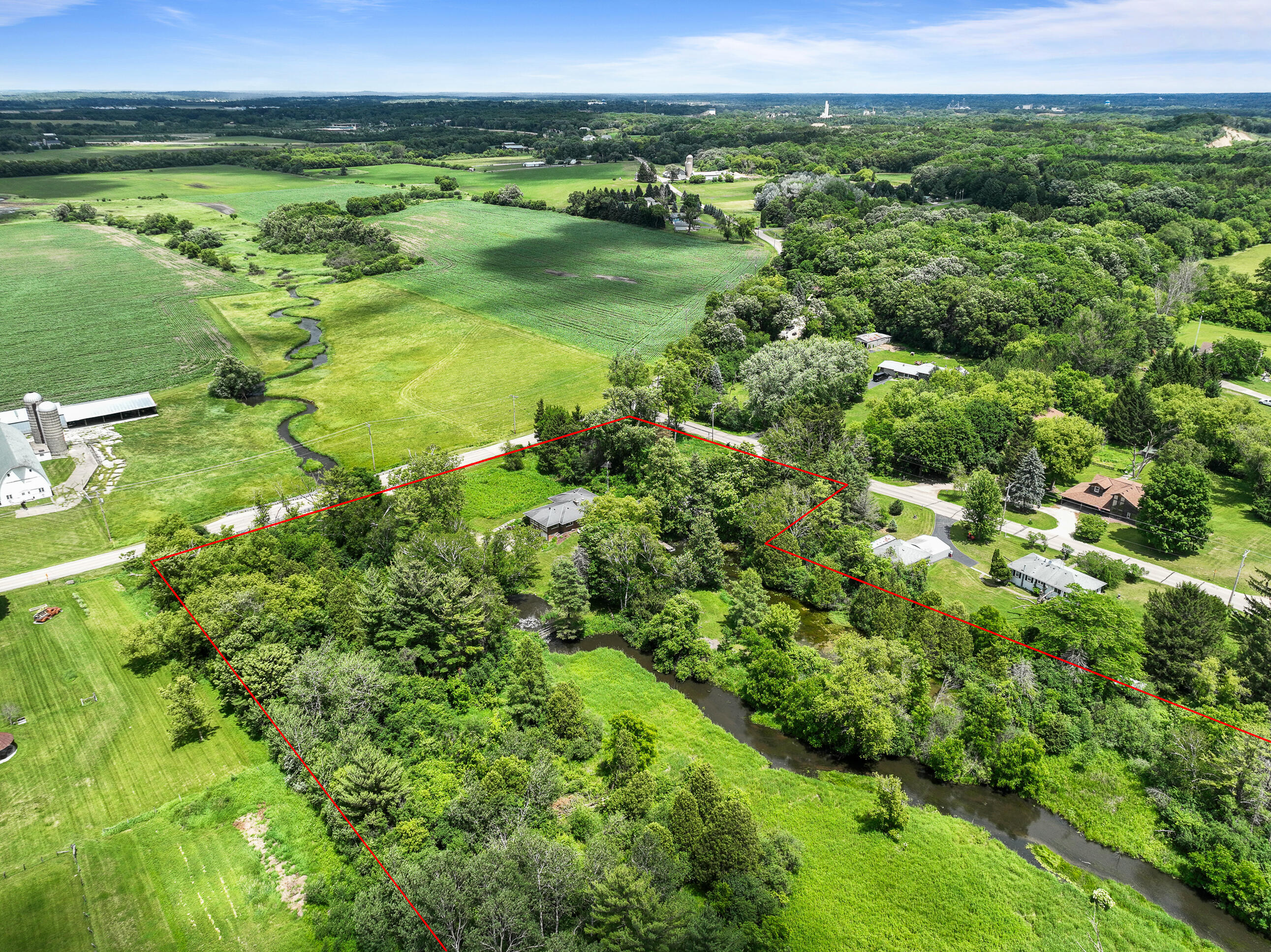 5281 Spring Valley Rd, Lyons, WI 53105 — photo 2