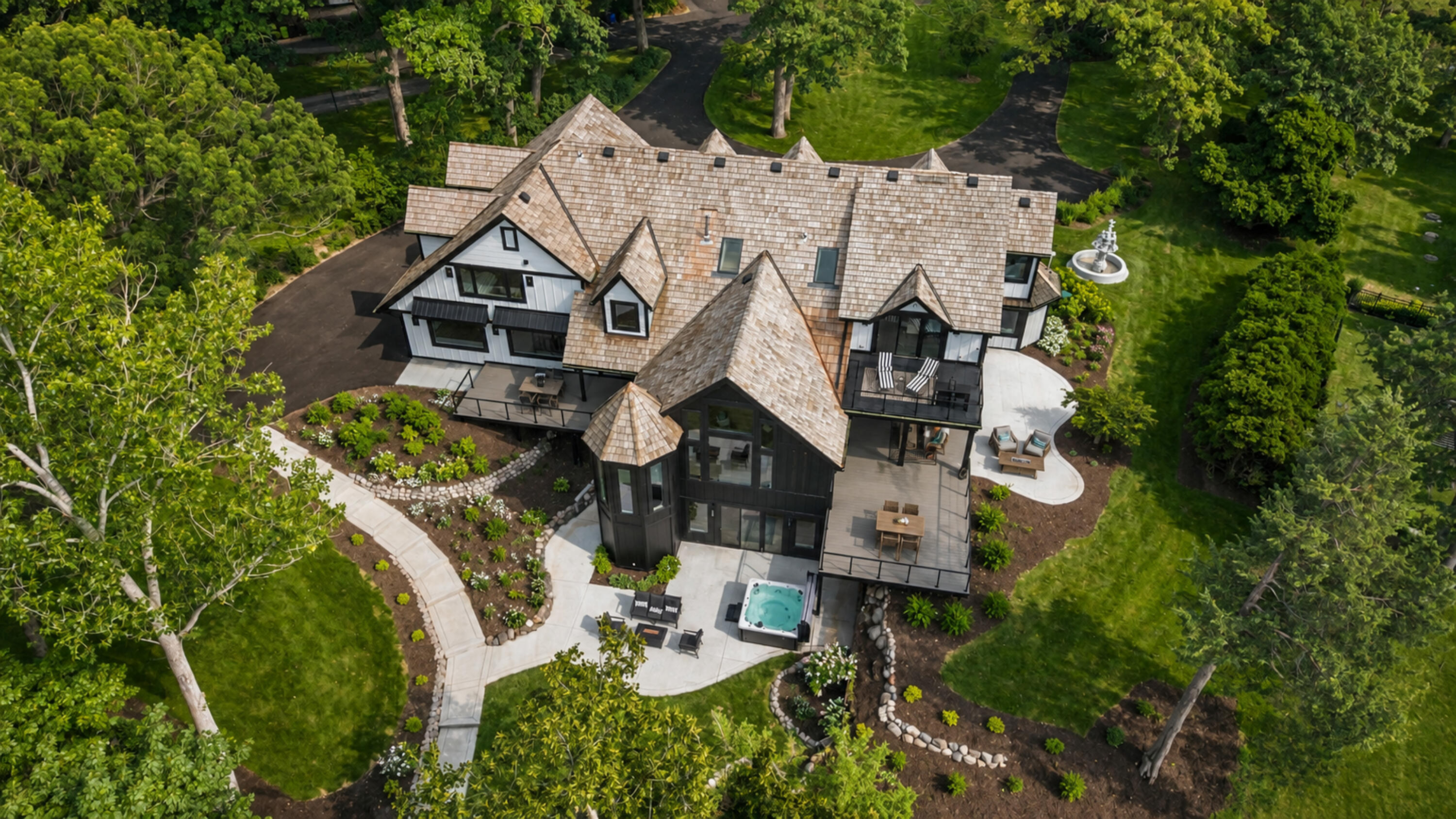 W335N5511 Island View Ln — photo