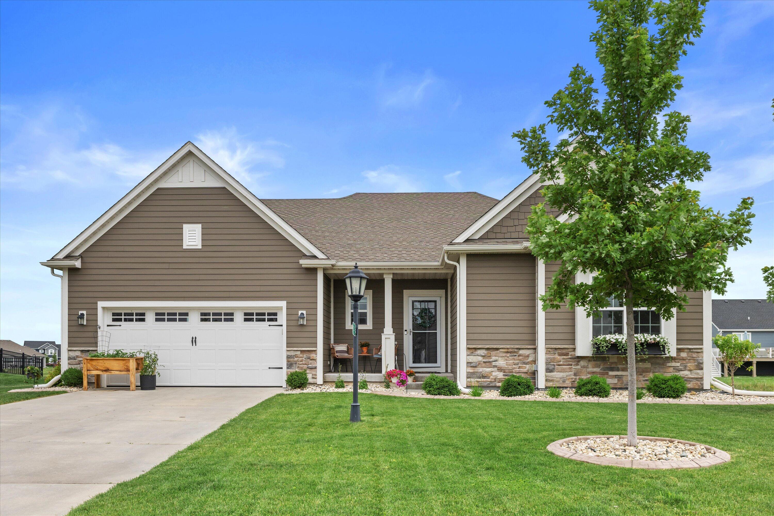 35174 Winnebago Ct — photo