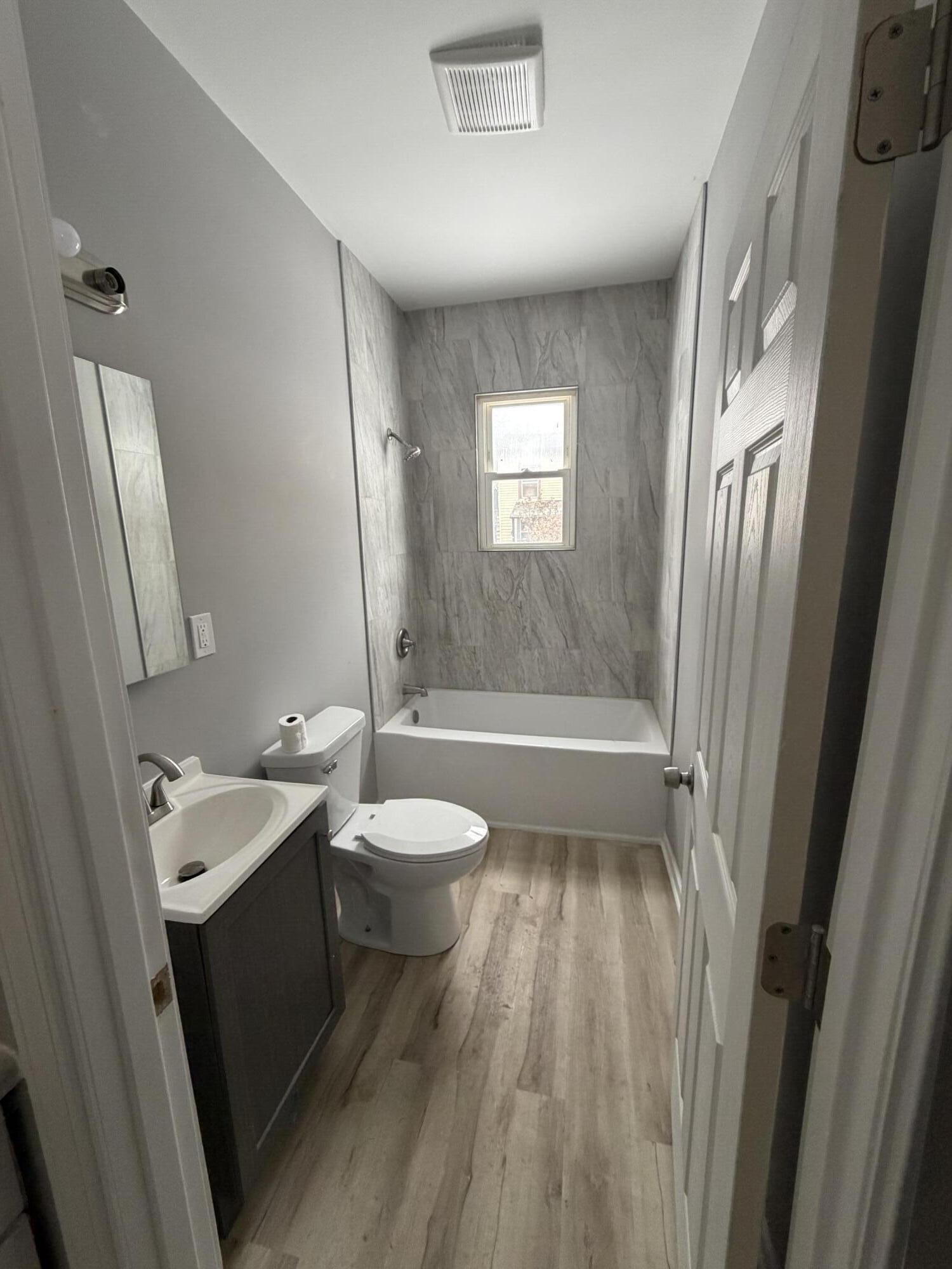 1646 Center St, Racine, WI 53403 — photo 3
