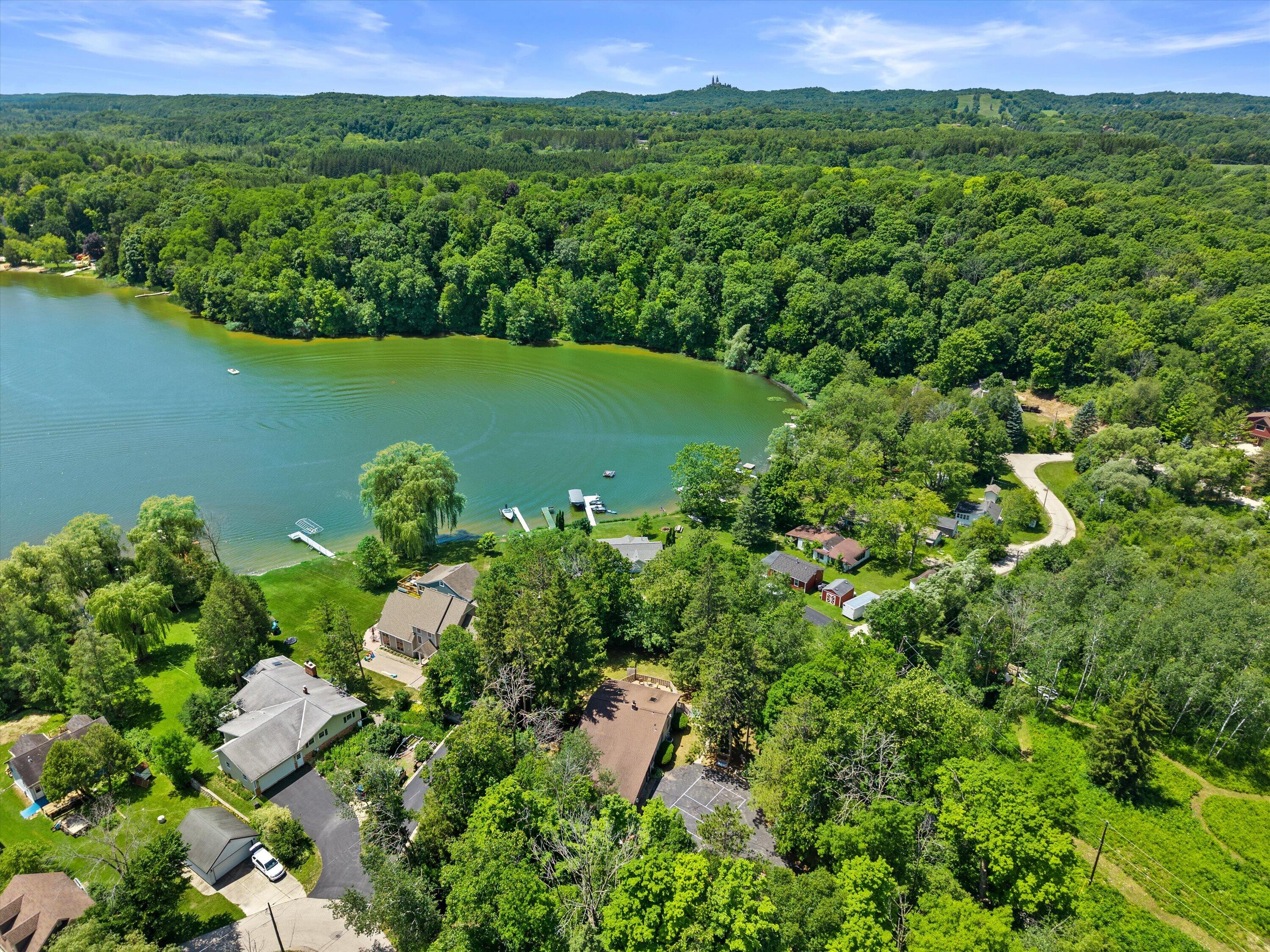 4786 Riverview Dr — photo