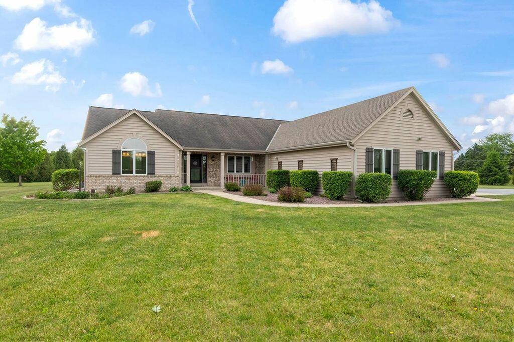 S93W34945 Jericho Dr — photo