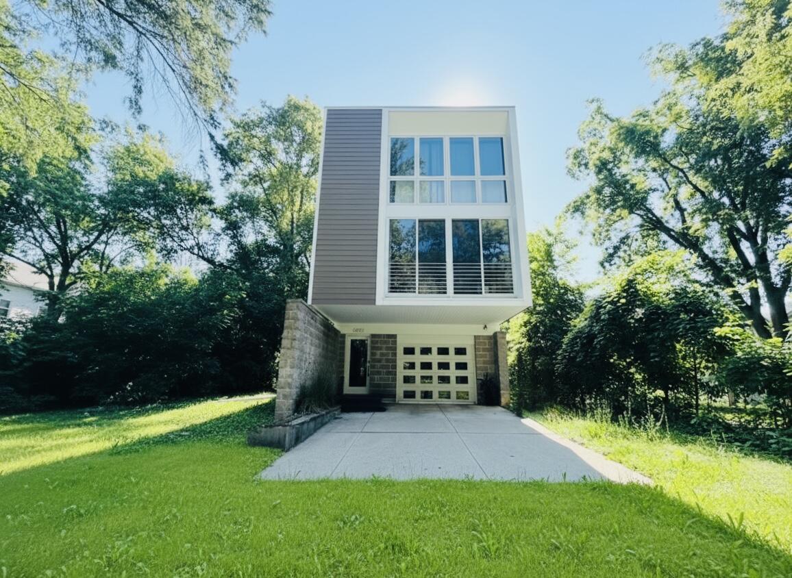 6022 N Sunny Point Rd — photo