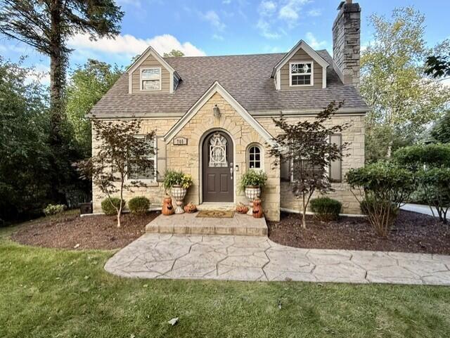 700 Elm Grove Rd — photo
