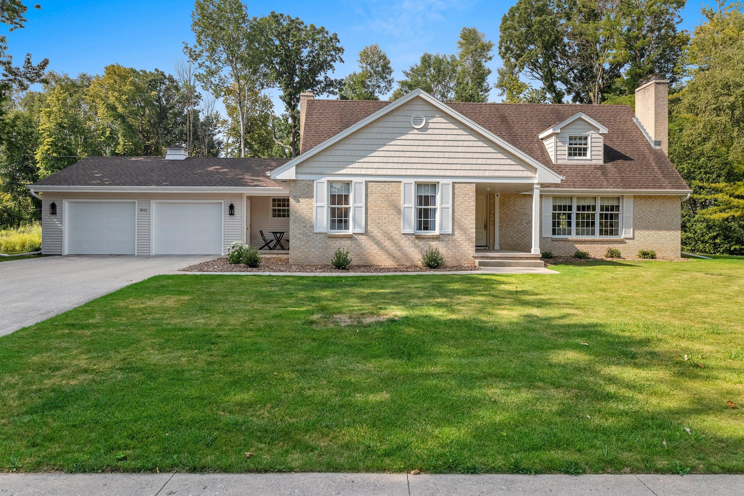 3511 Wildwood Dr — photo