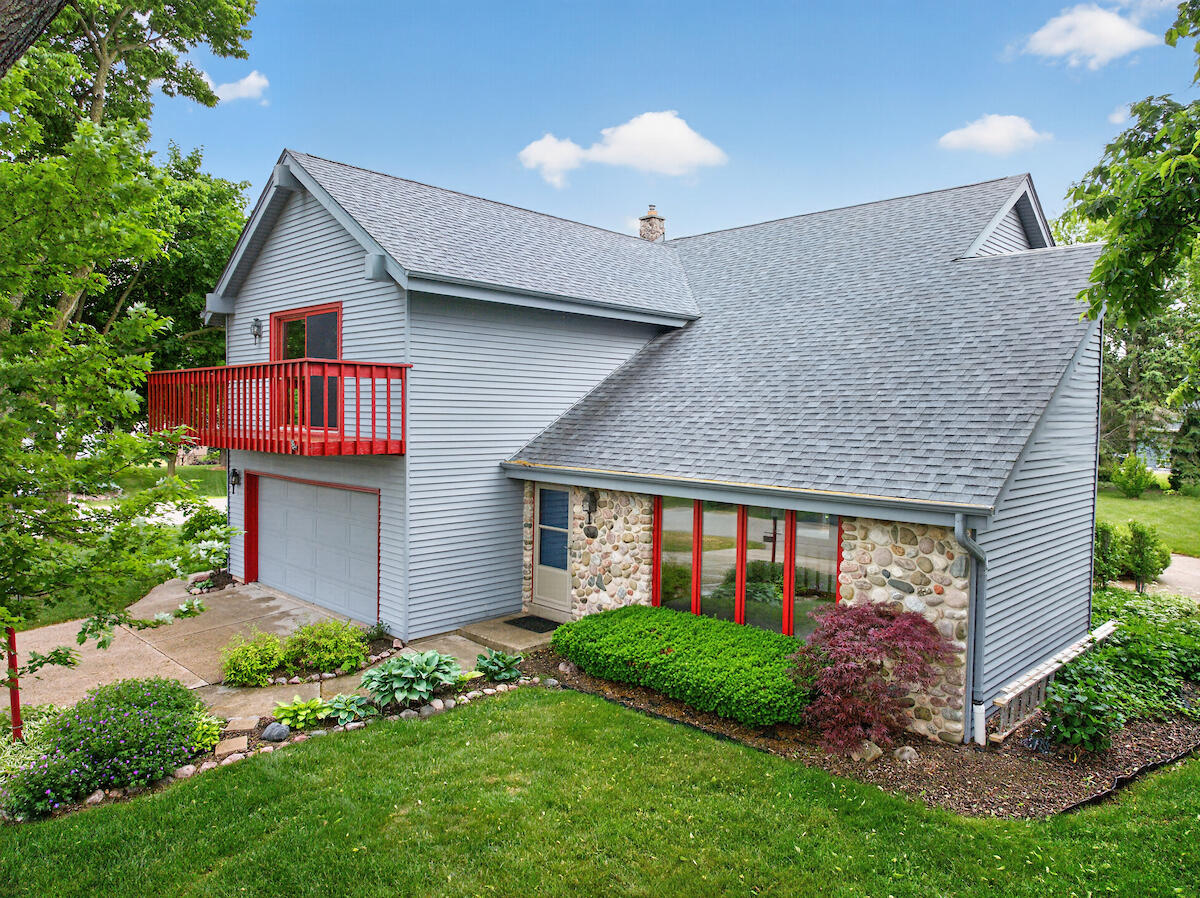 6028 Quaker Hill Rd — photo