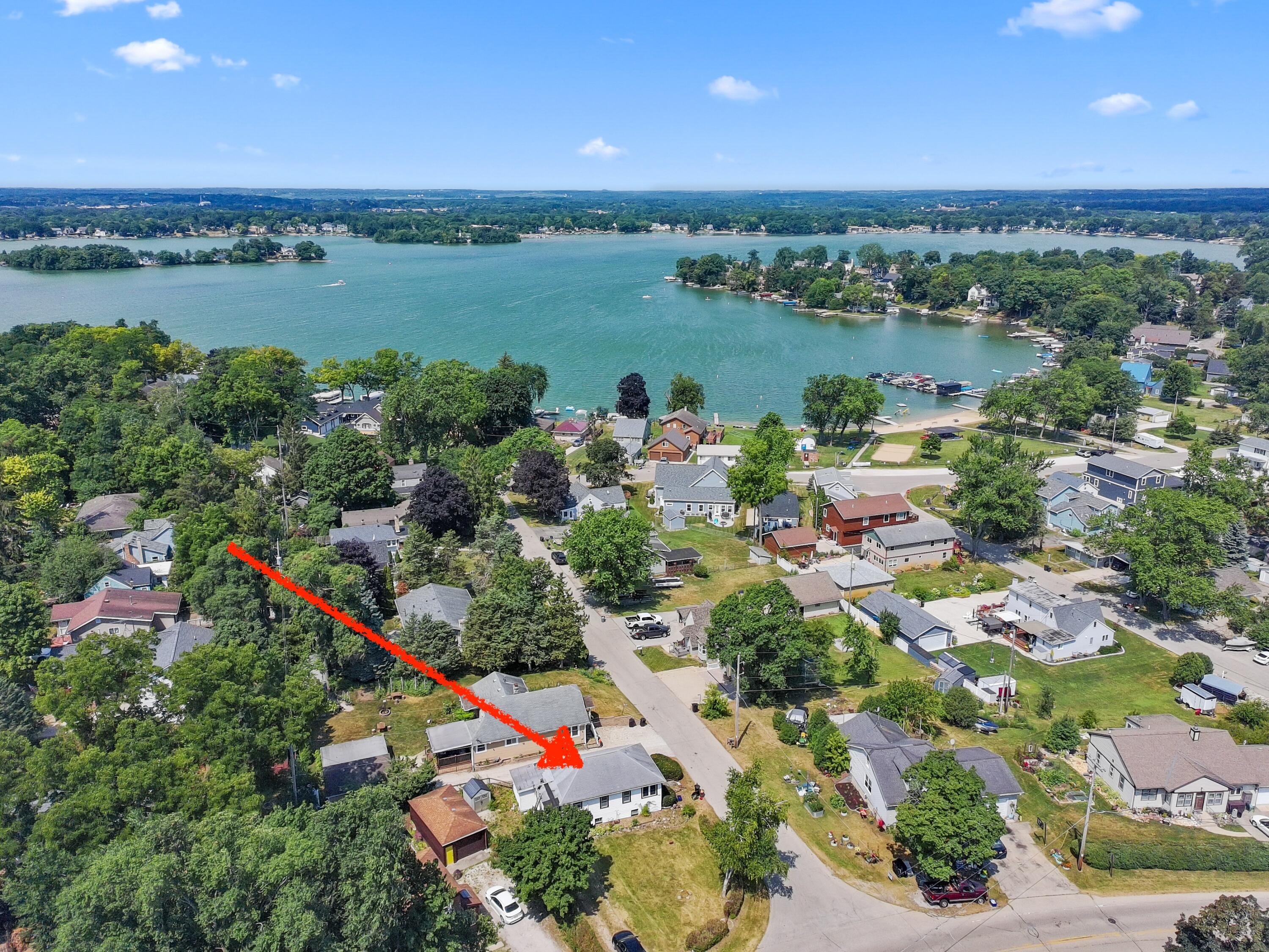 3404 Fischer Dr — photo