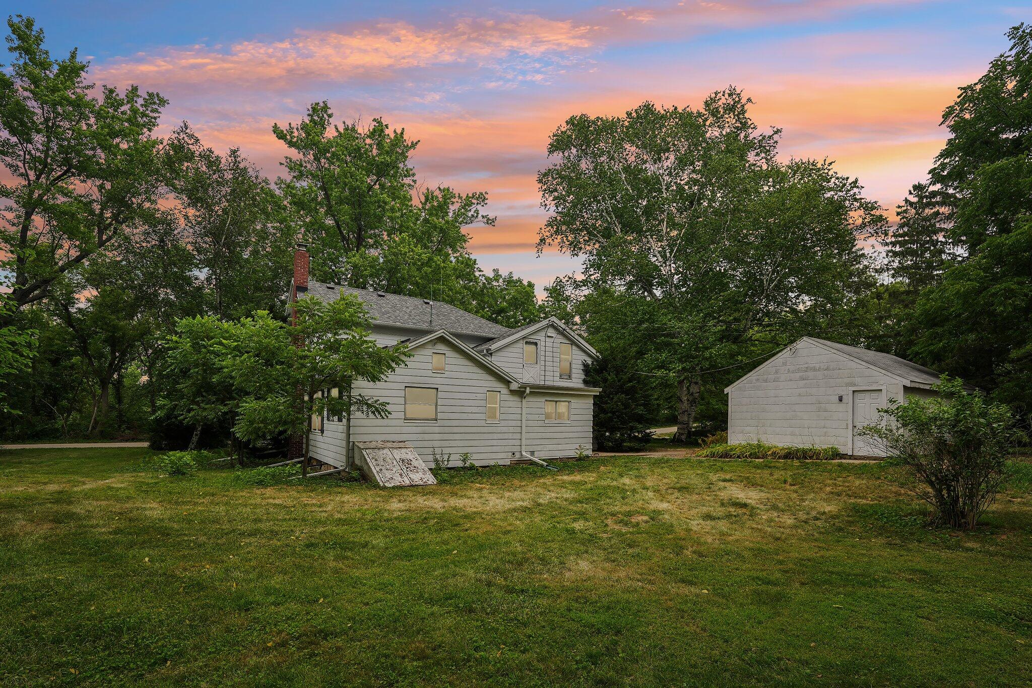 S63W34771 Piper Rd — photo