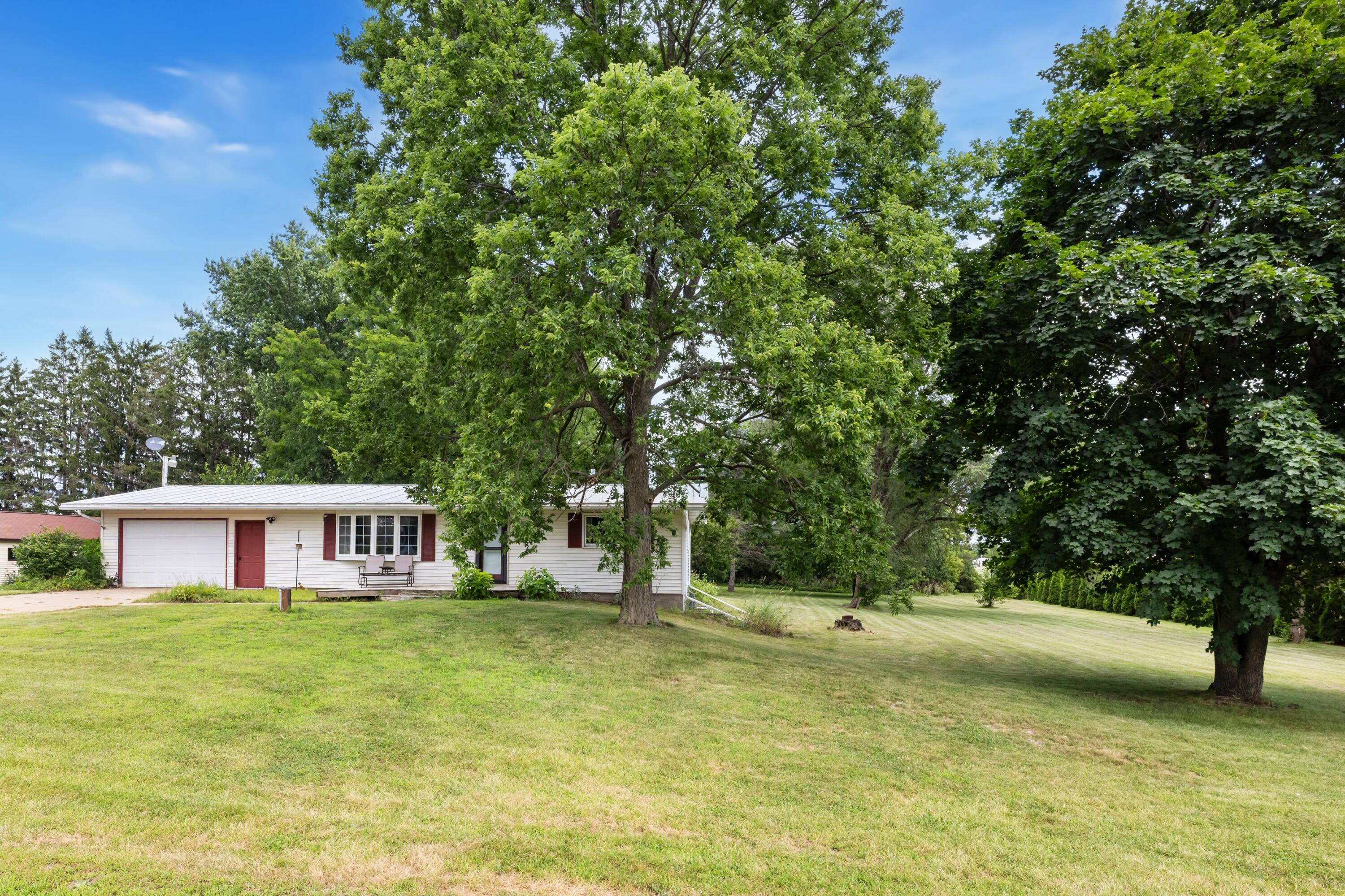 15146 Hardware Rd, Sparta, WI 54656 — photo 3