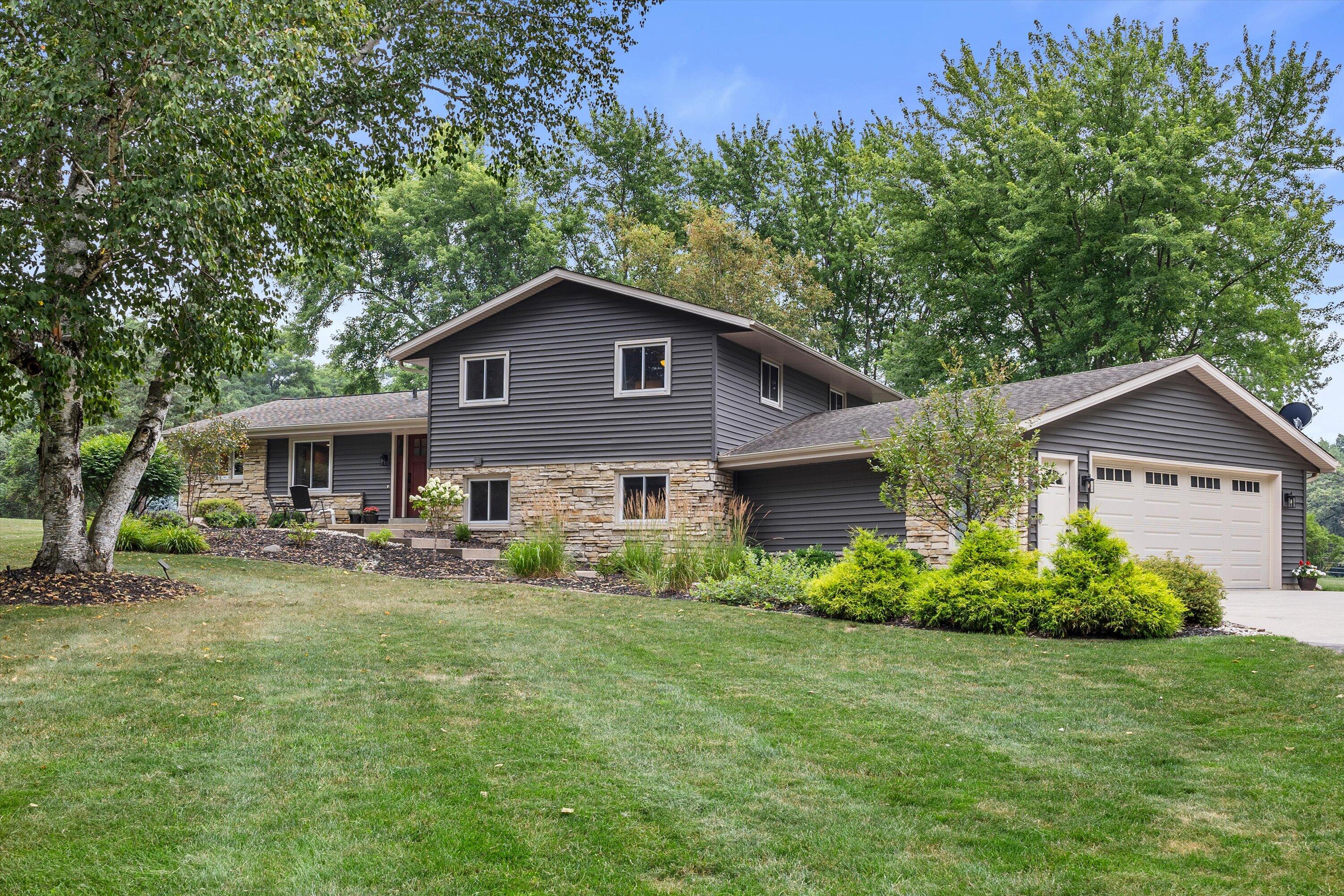 S43W38745 County Road D - — photo