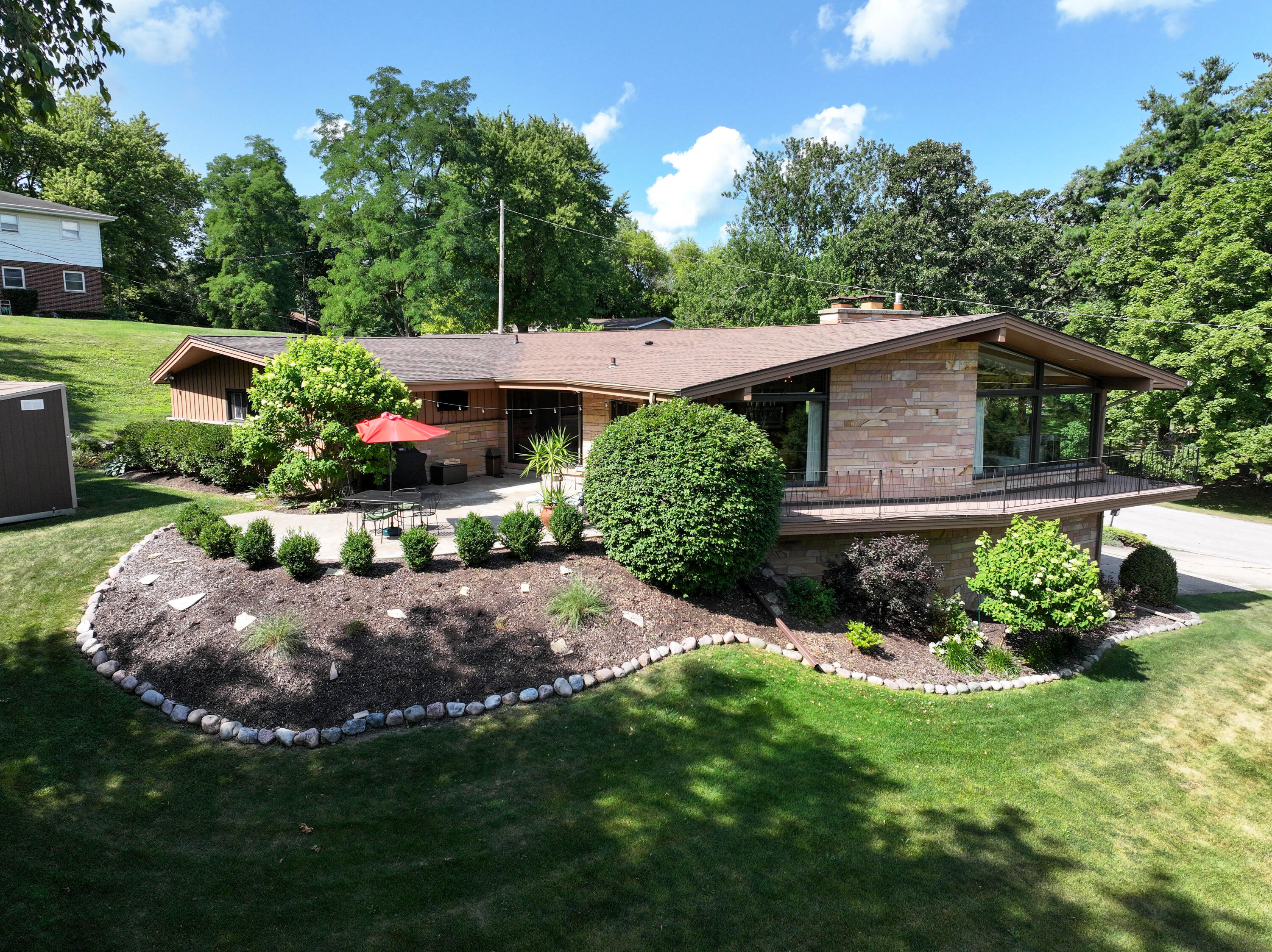 410 Oak Hill Rd — photo