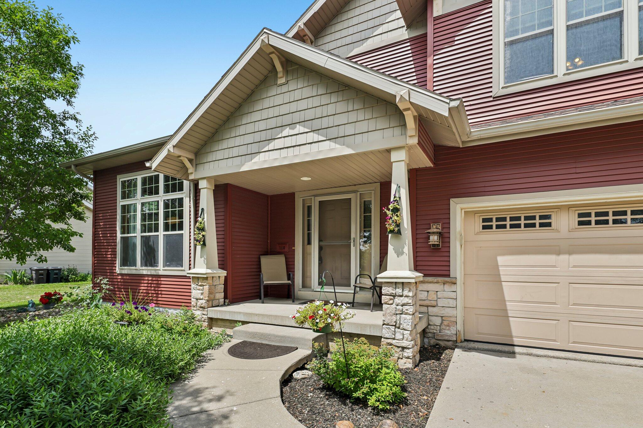 110 Brewster Dr — photo