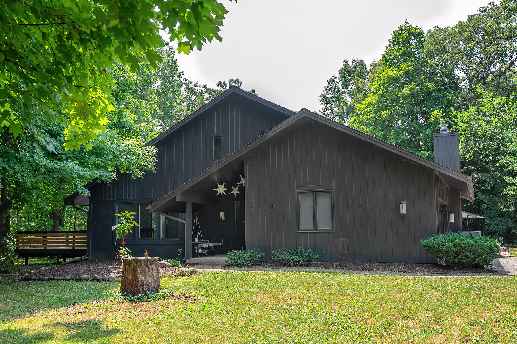 14825 Woodbridge Rd — photo