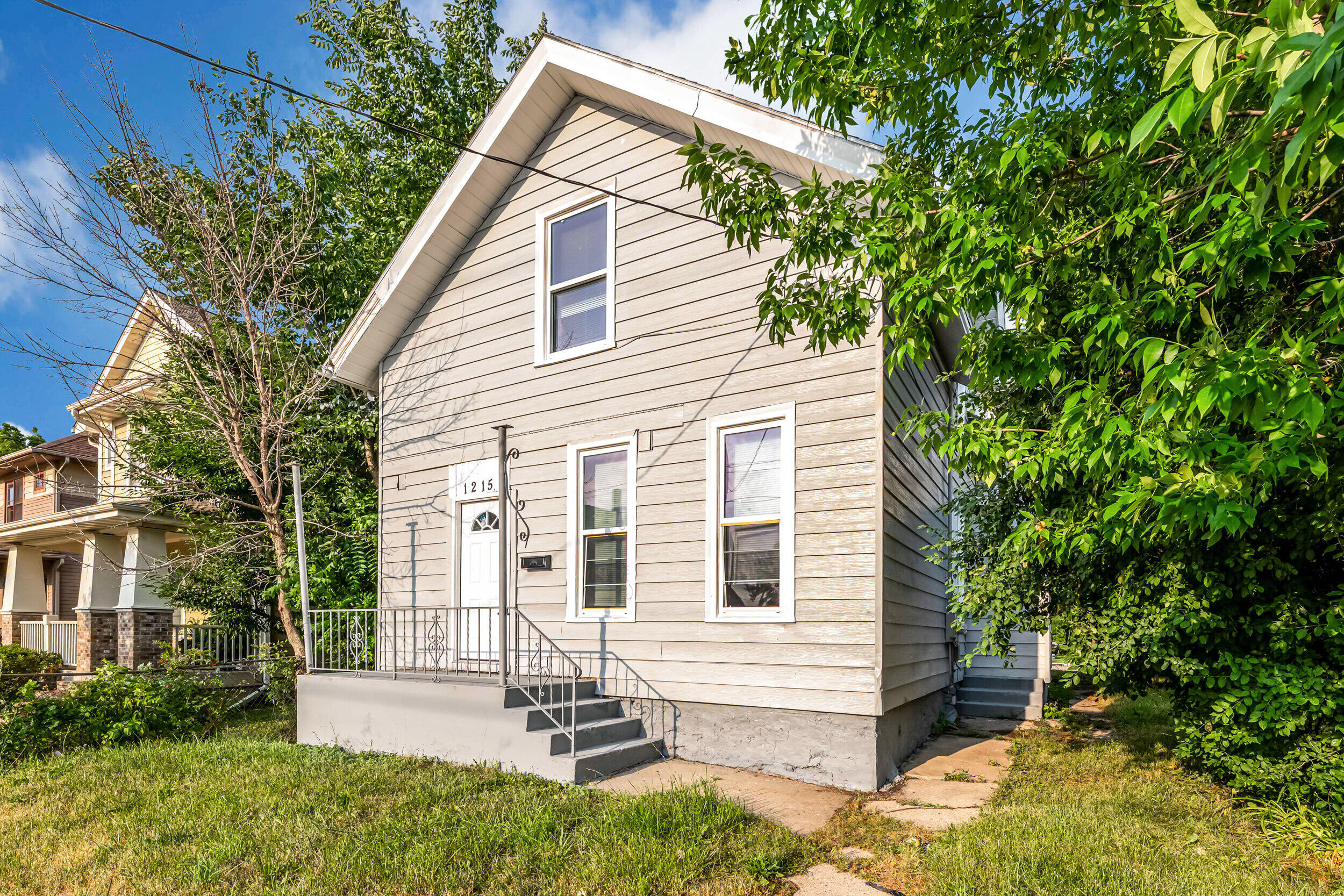1215 Racine St — photo
