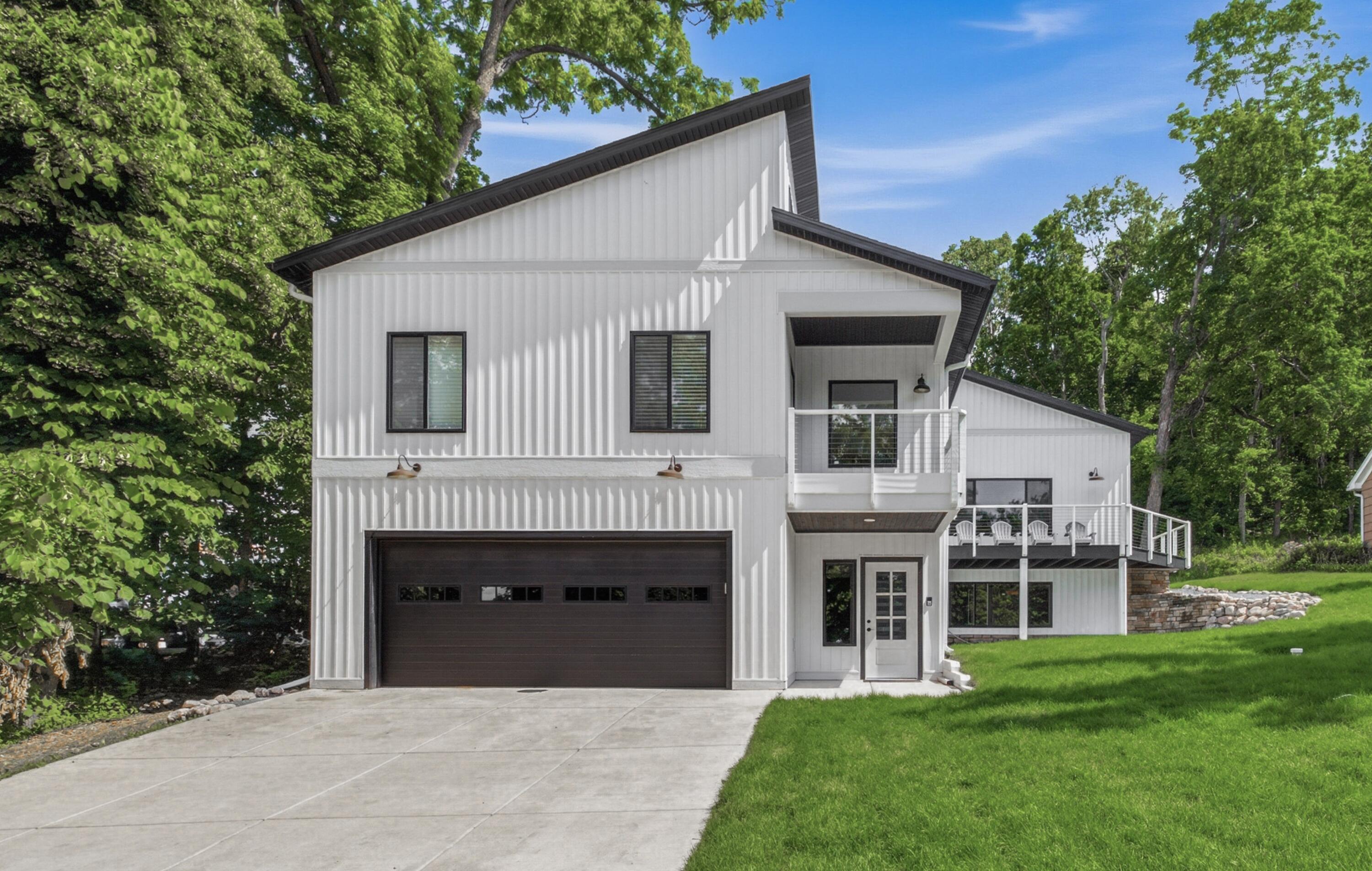 W4437 Basswood Dr — photo