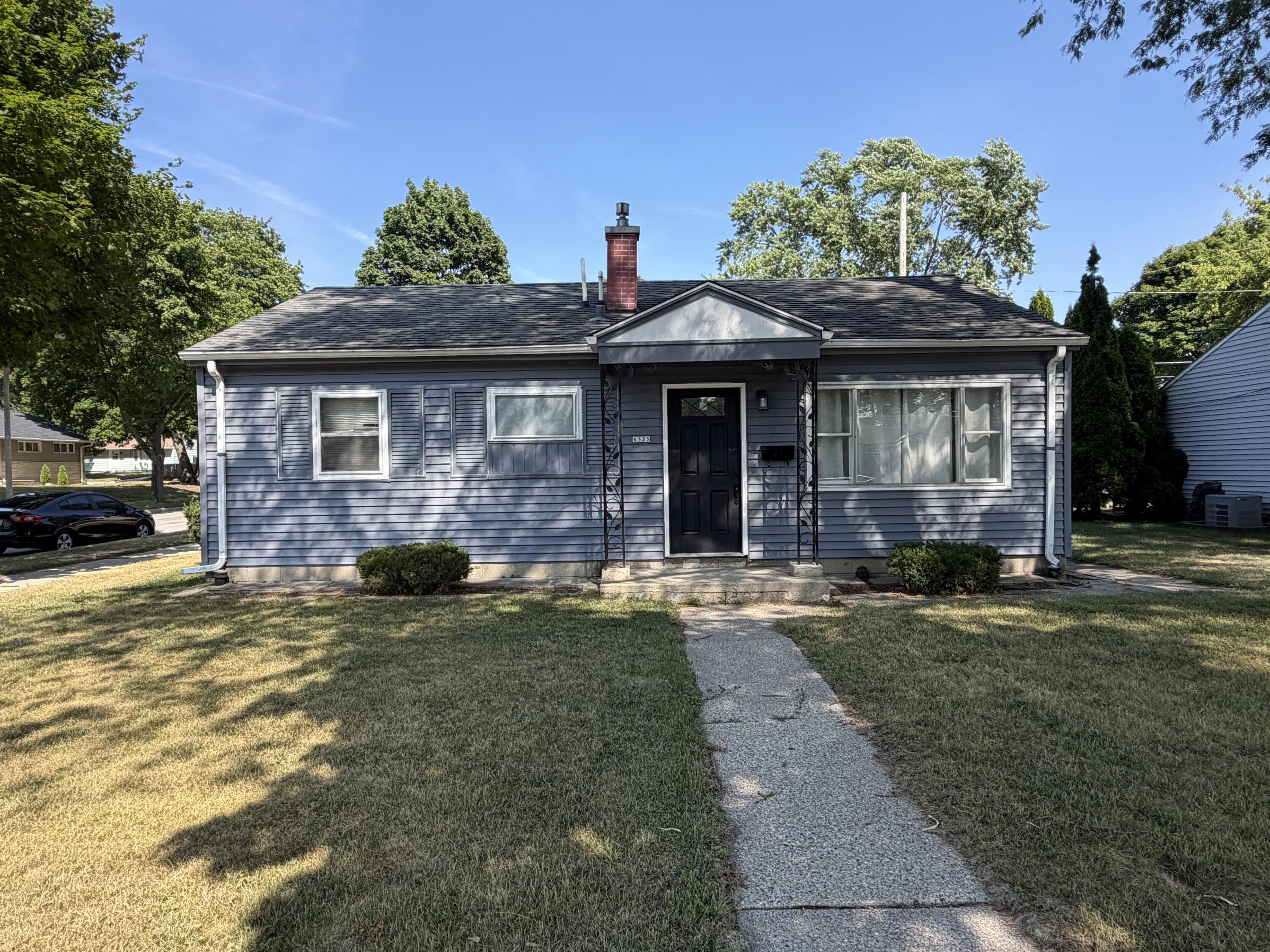 6525 W Ohio Ct — photo