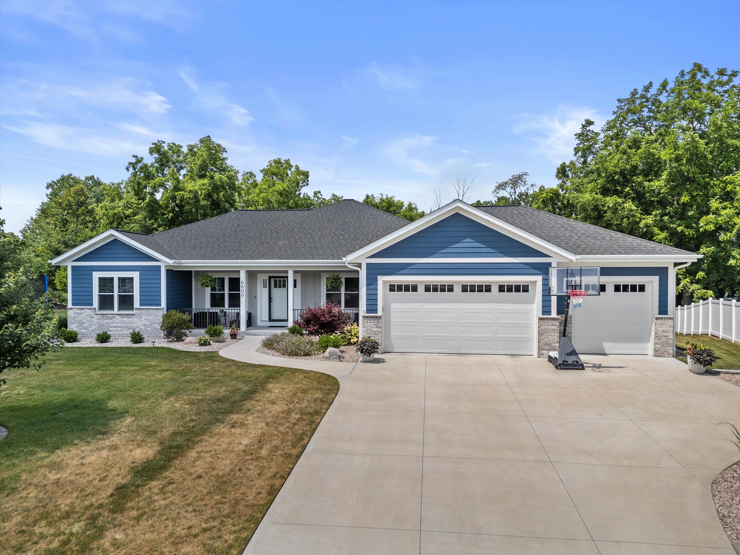 6600 Hillstone Ct — photo
