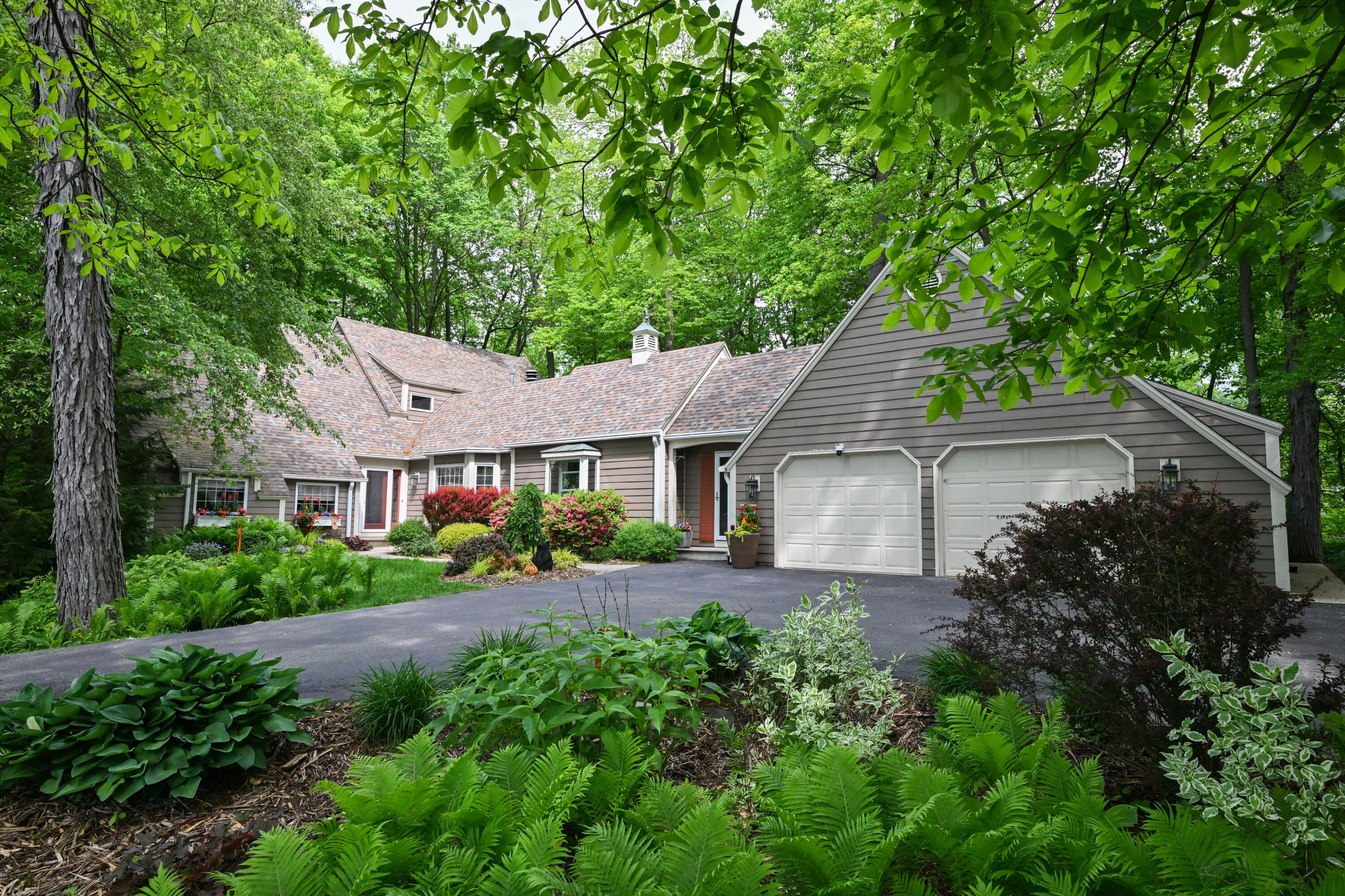 3554 Cranberry Ln — photo
