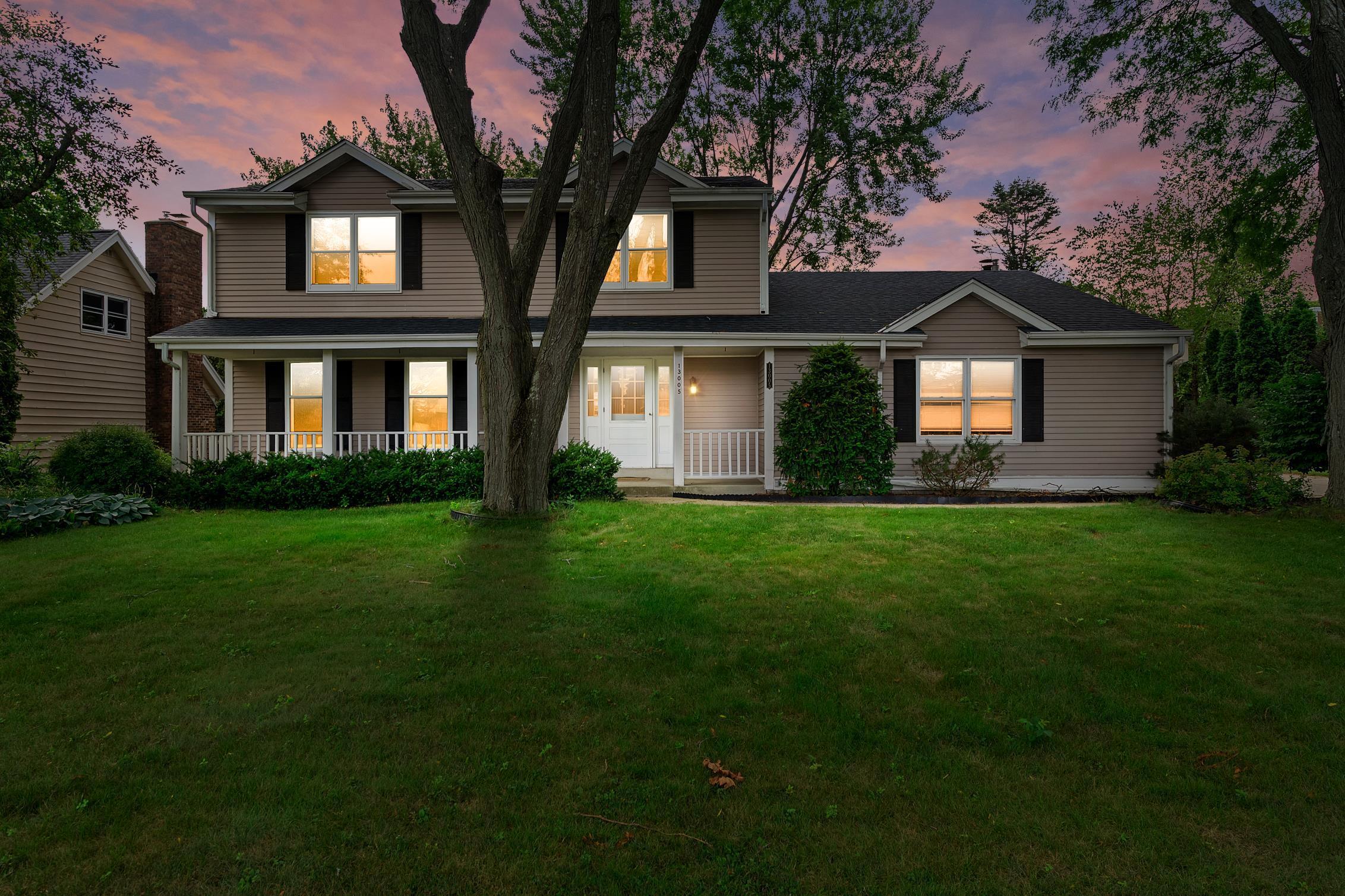 13005 W Scarborough Dr — photo