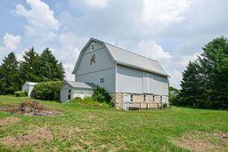 563 Kreusers Ridge St, Richfield, WI 53017 — photo 3