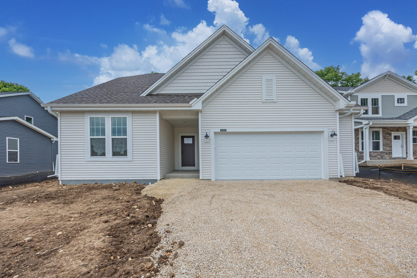 1141 Mount Vernon Dr — photo