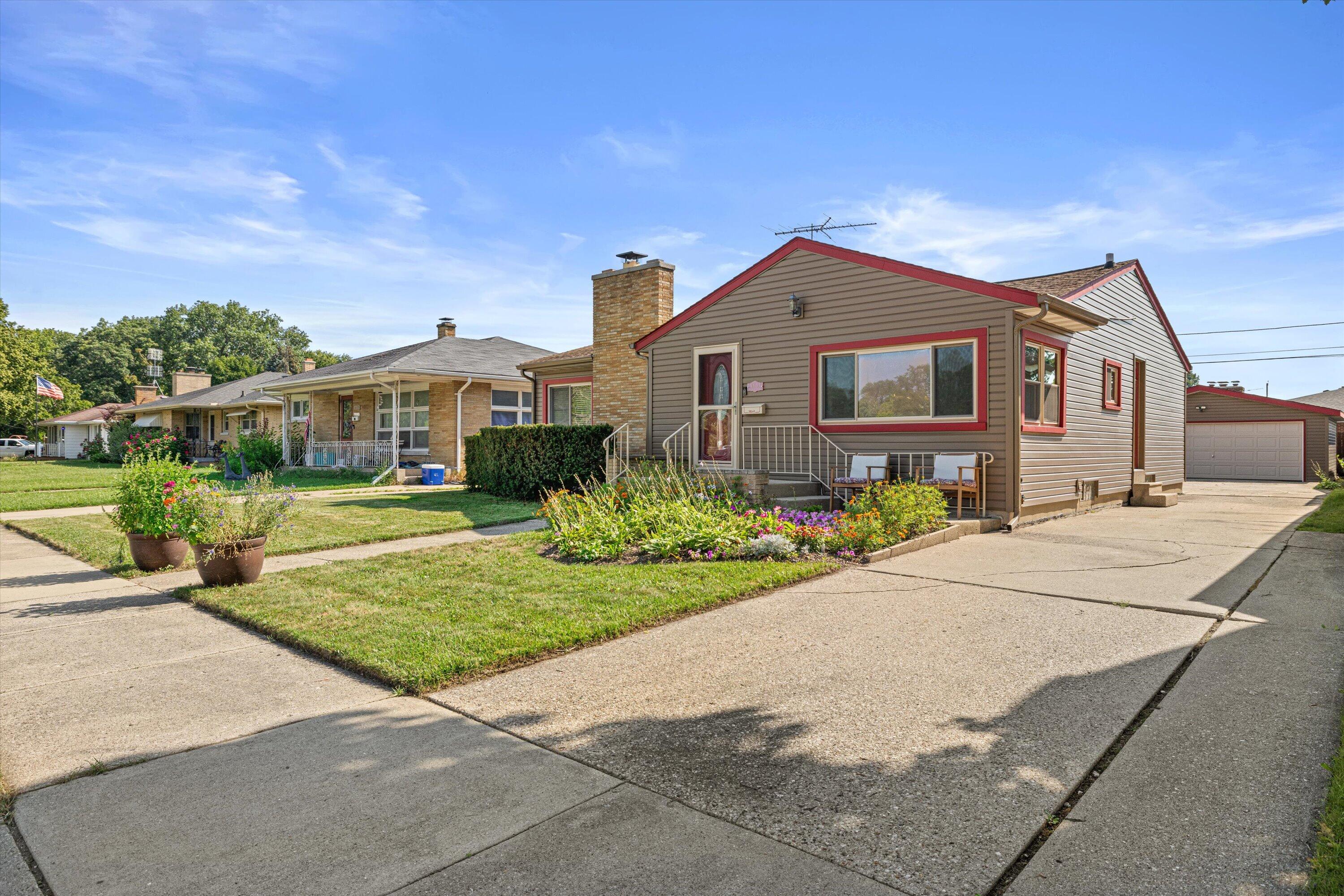 4131 24th Ave — photo