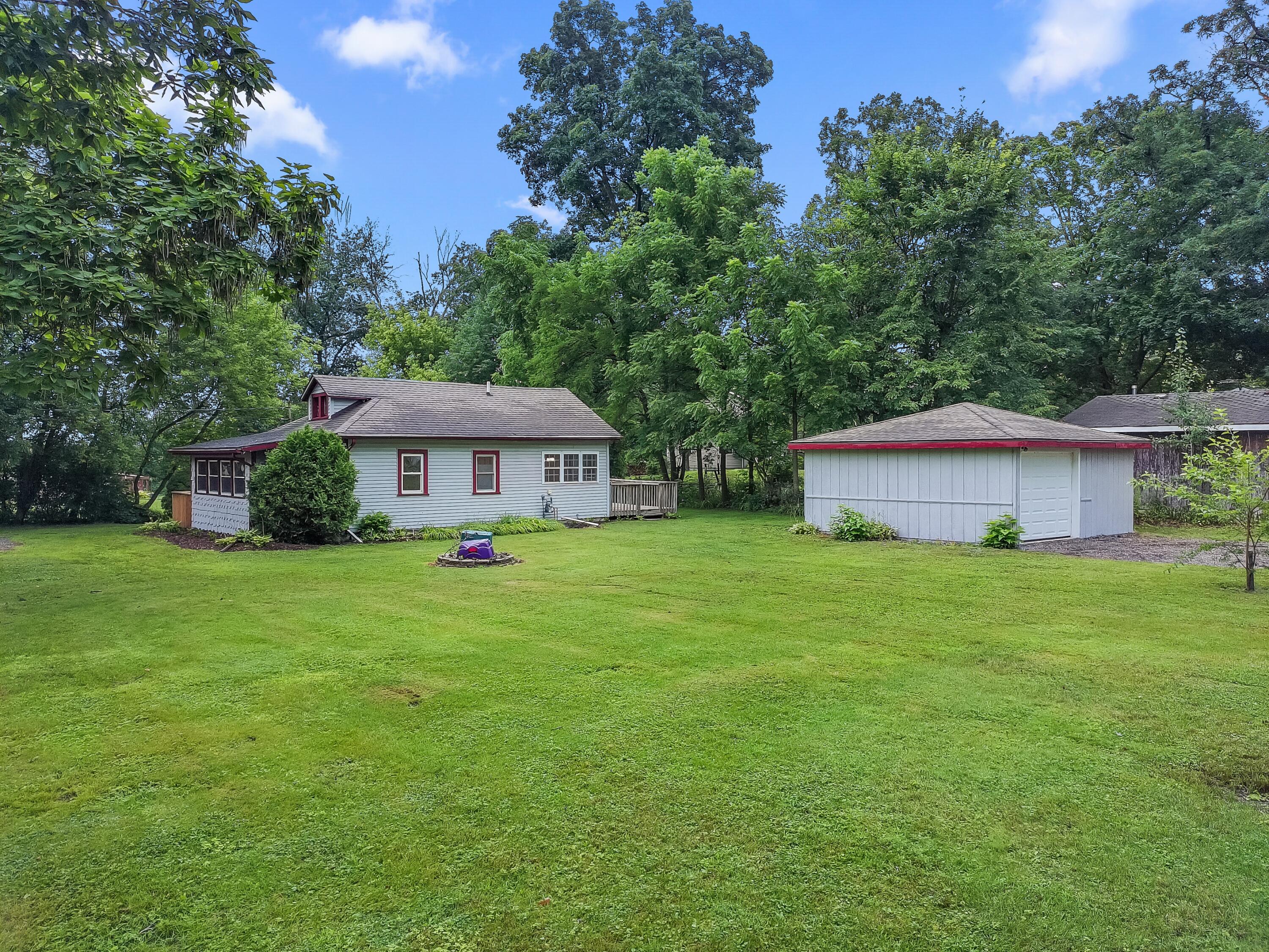 W1096 Crocus Rd, Bloomfield, WI 53128 — photo 3