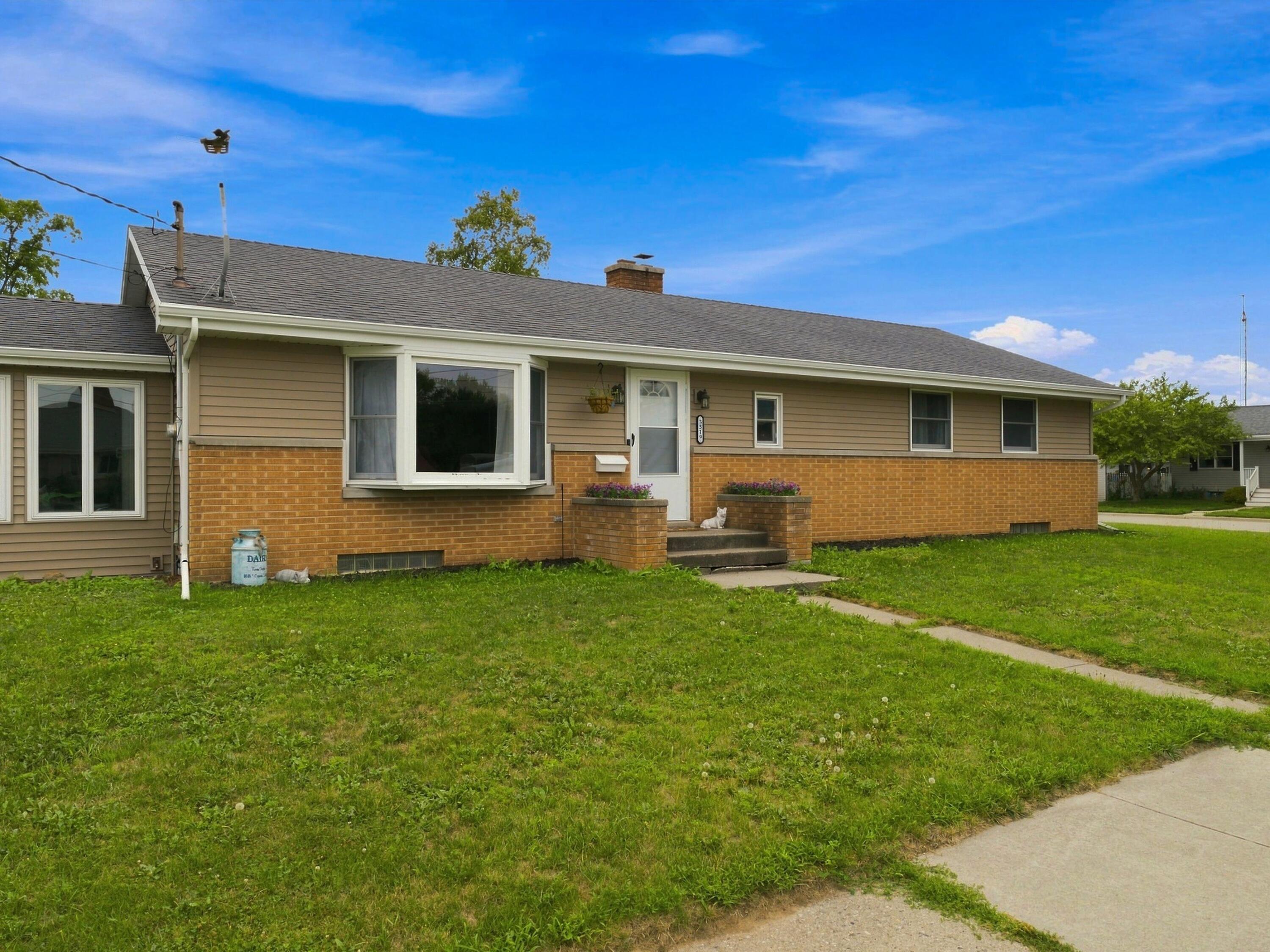3519 W Marshall St — photo