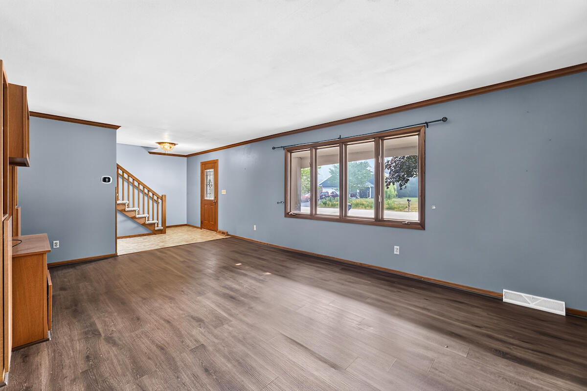 5236 Willowview Rd, Caledonia, WI 53402 — photo 3