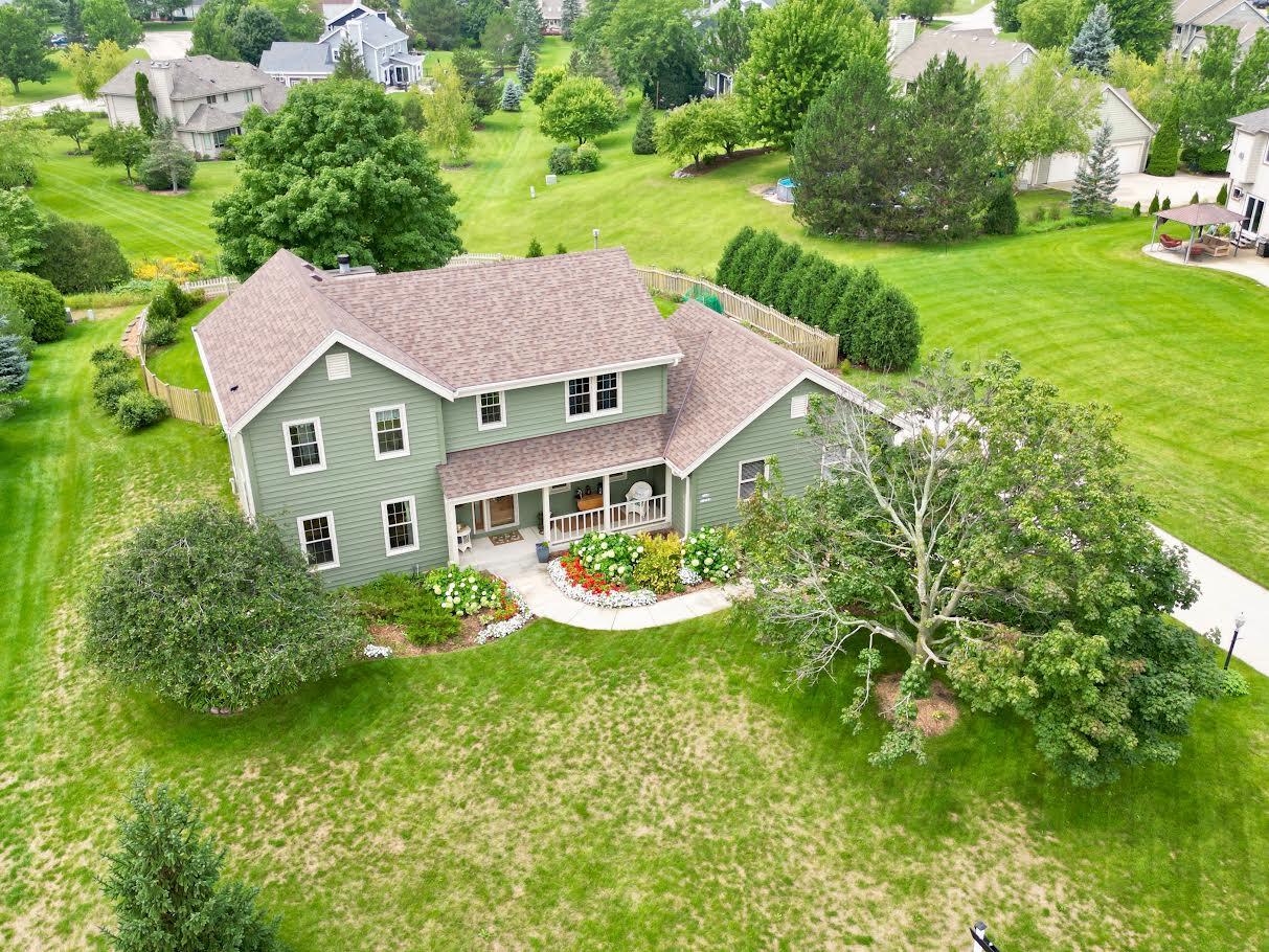 W148N10759 Crabtree Ln — photo