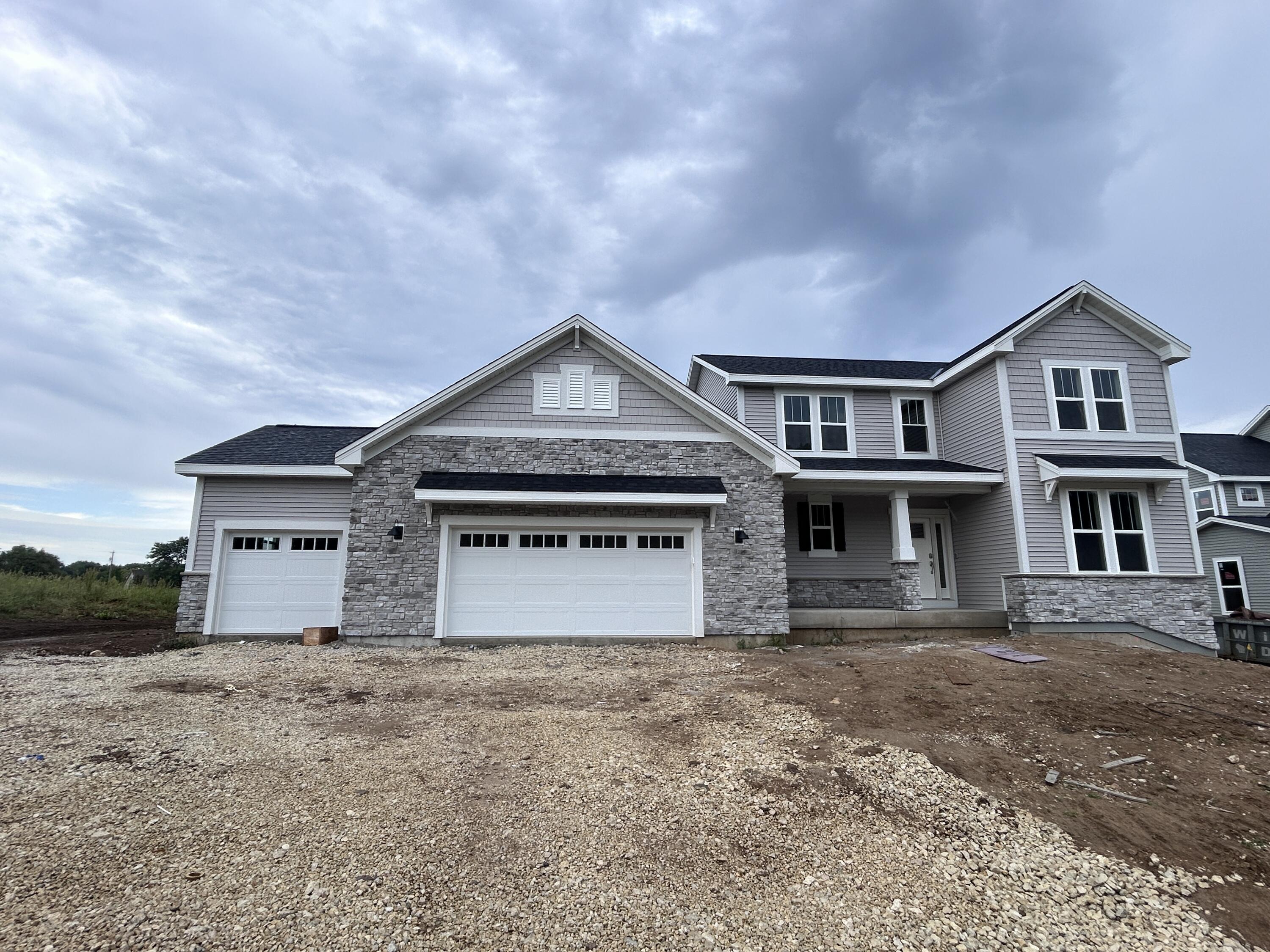 250 Bayberry Ln — photo