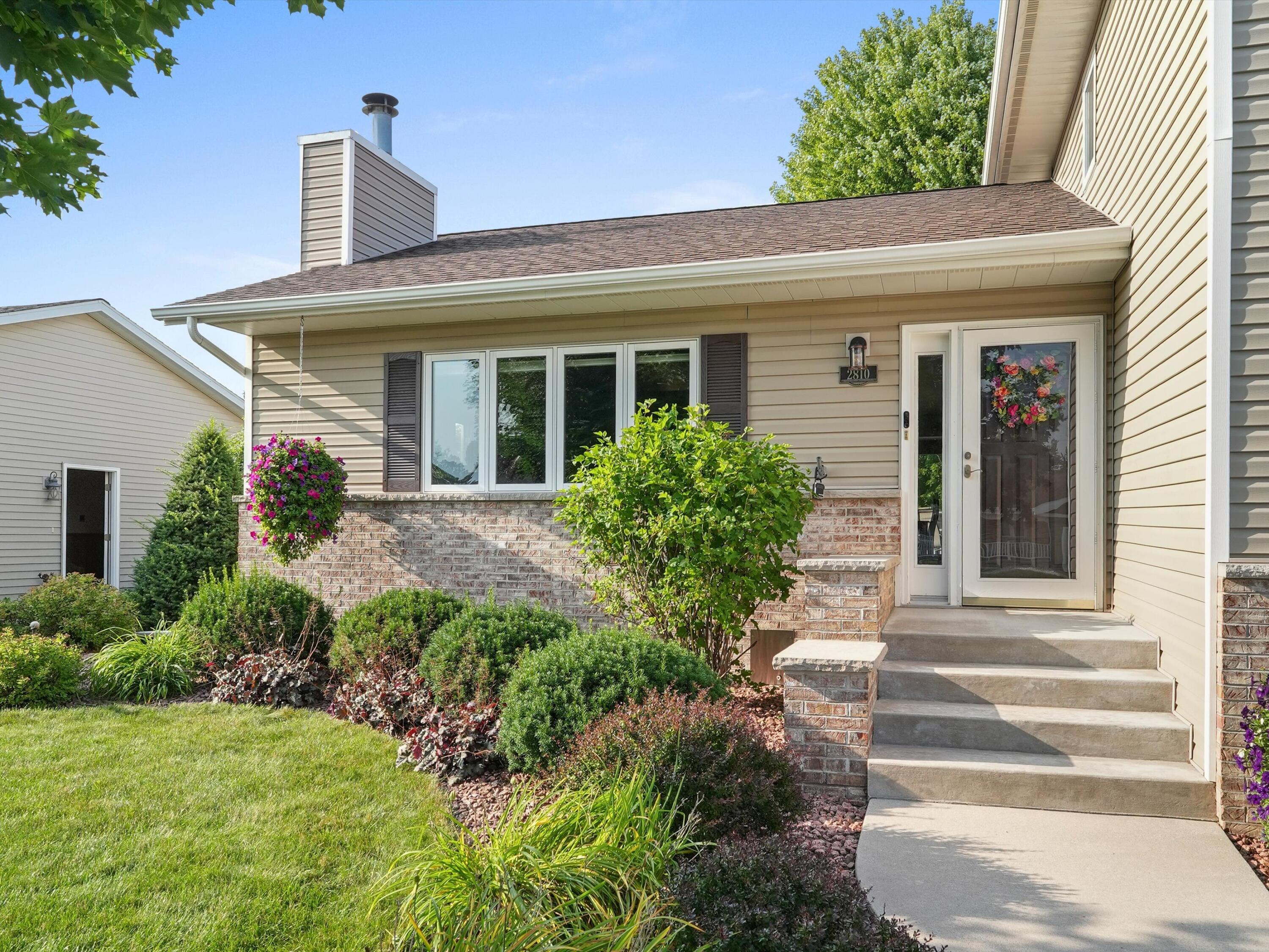 2810 44th St, Two Rivers, WI 54241 — photo 3