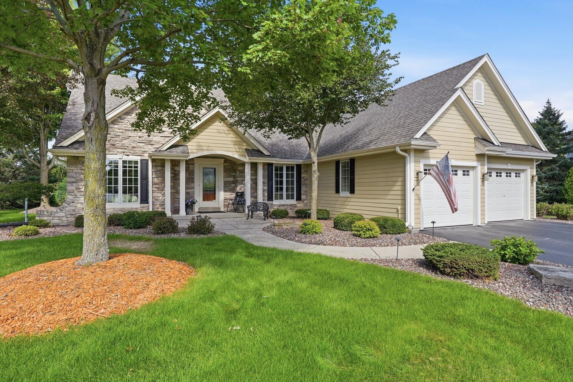 1832 La Belle Springs Ct — photo