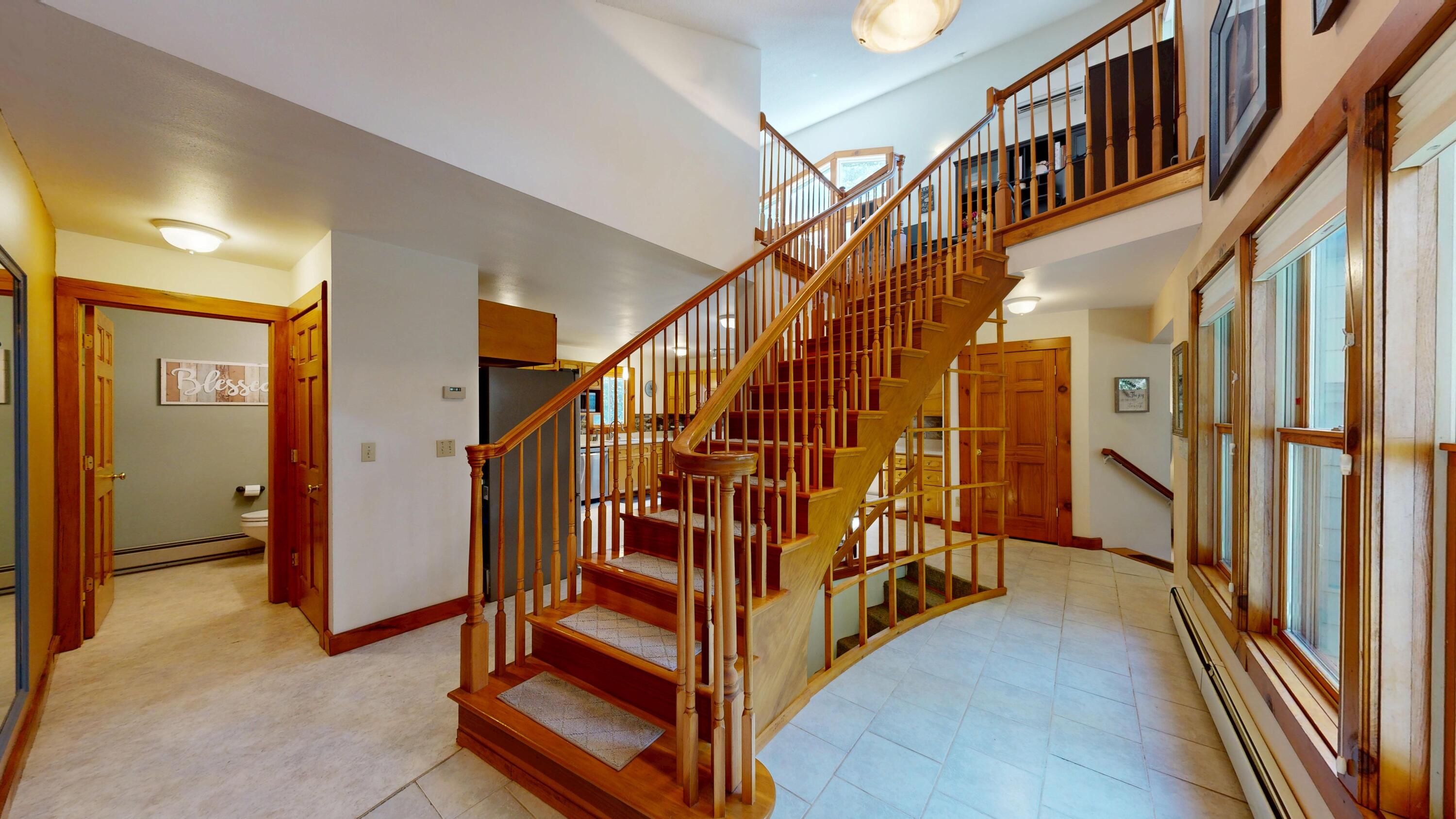 W5269 E Point Rd, Hamilton, WI 54669 — photo 2