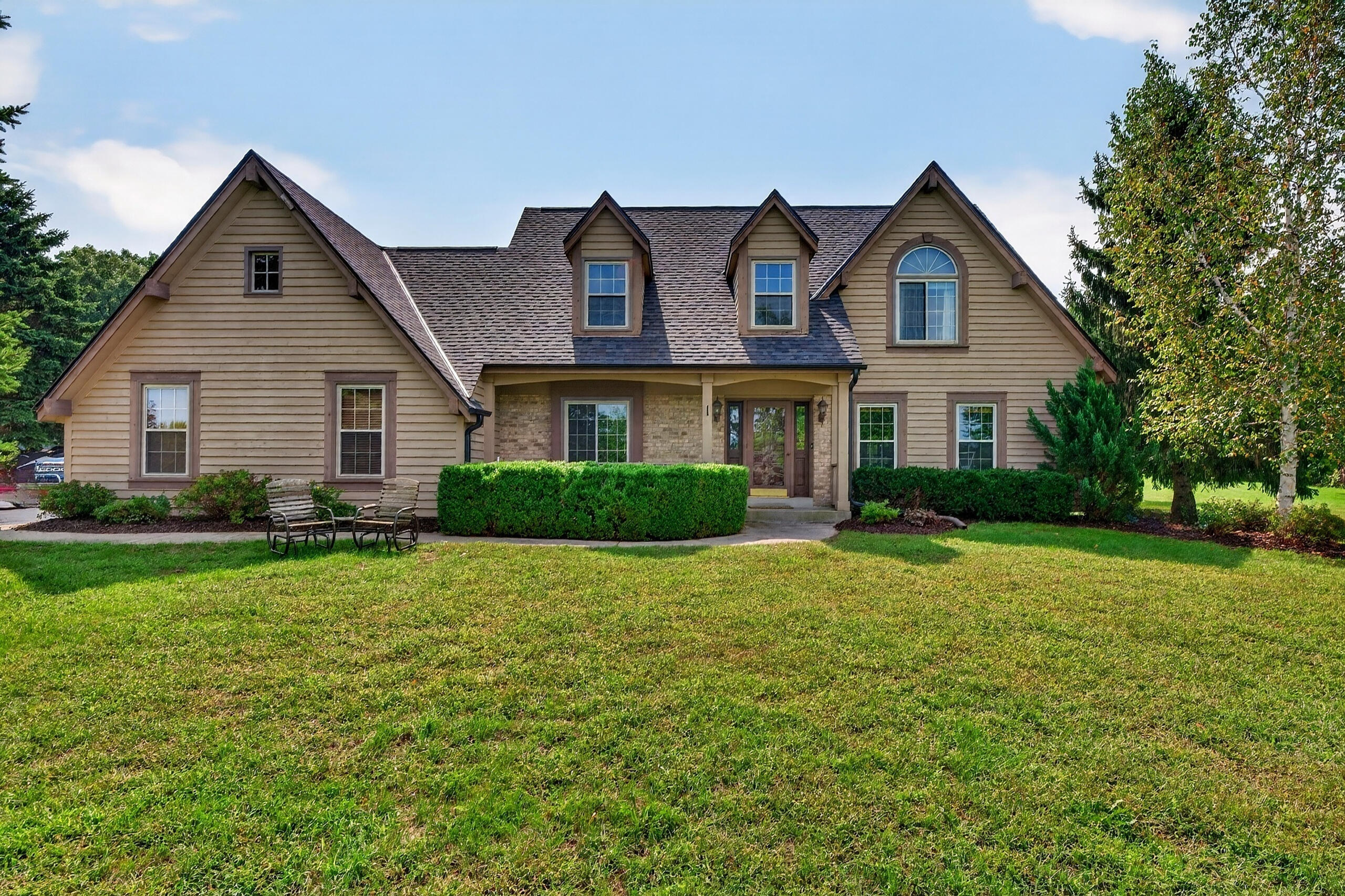 S93W33523 Fieldside Ct — photo