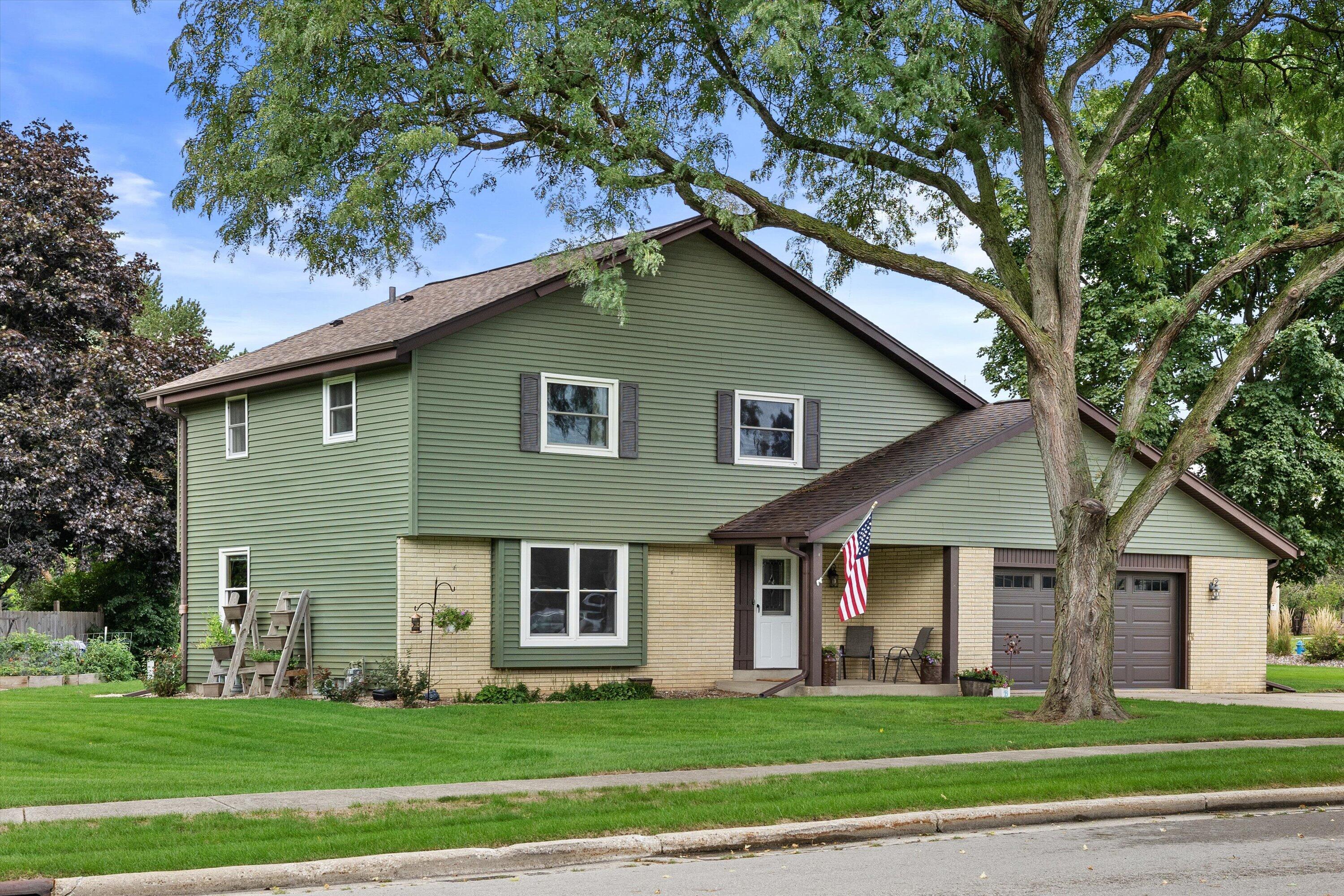 148 Beth Ct — photo
