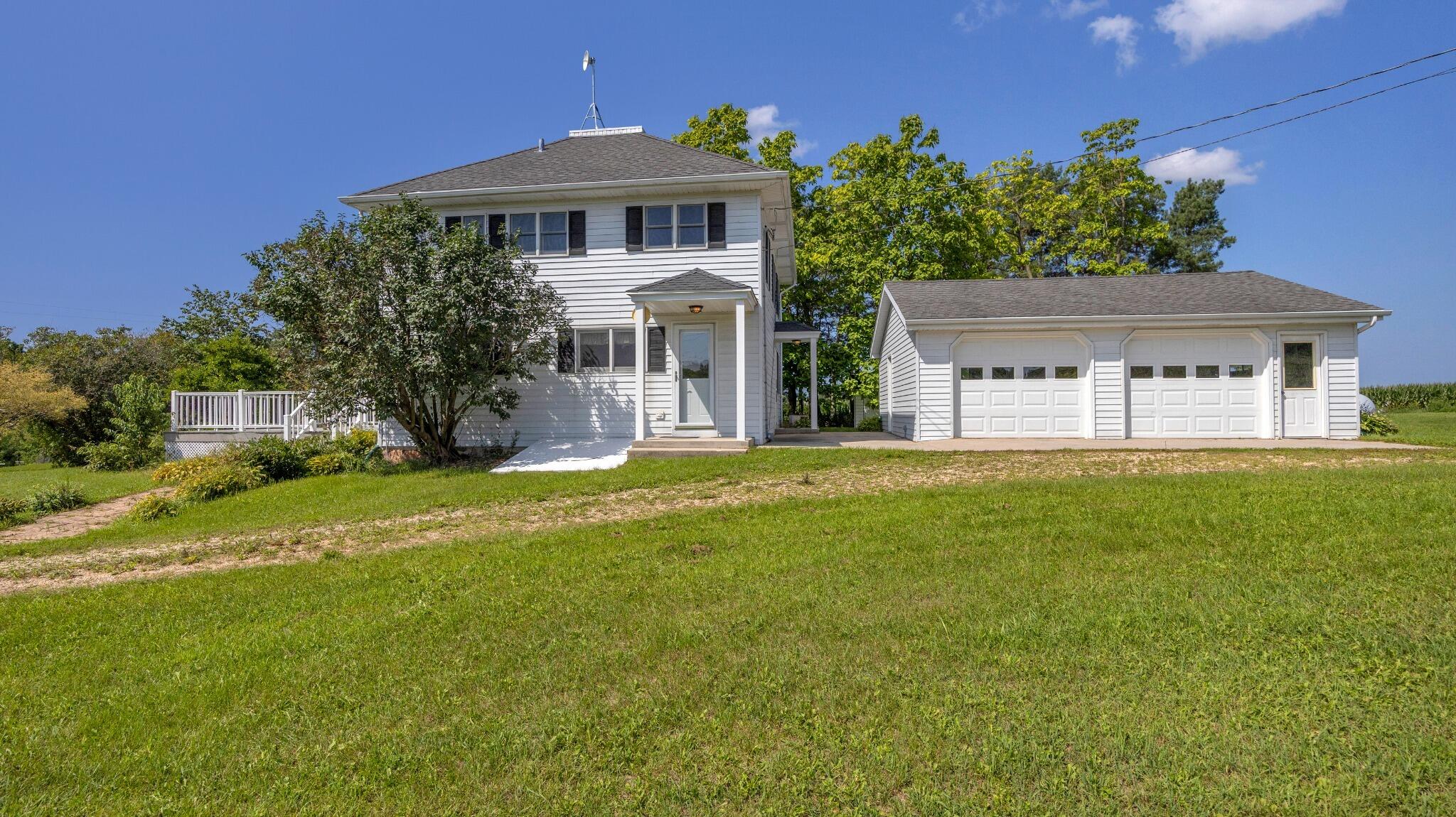 W7034 Parnell Rd — photo
