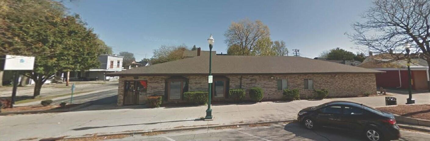 6105 22nd Ave — photo