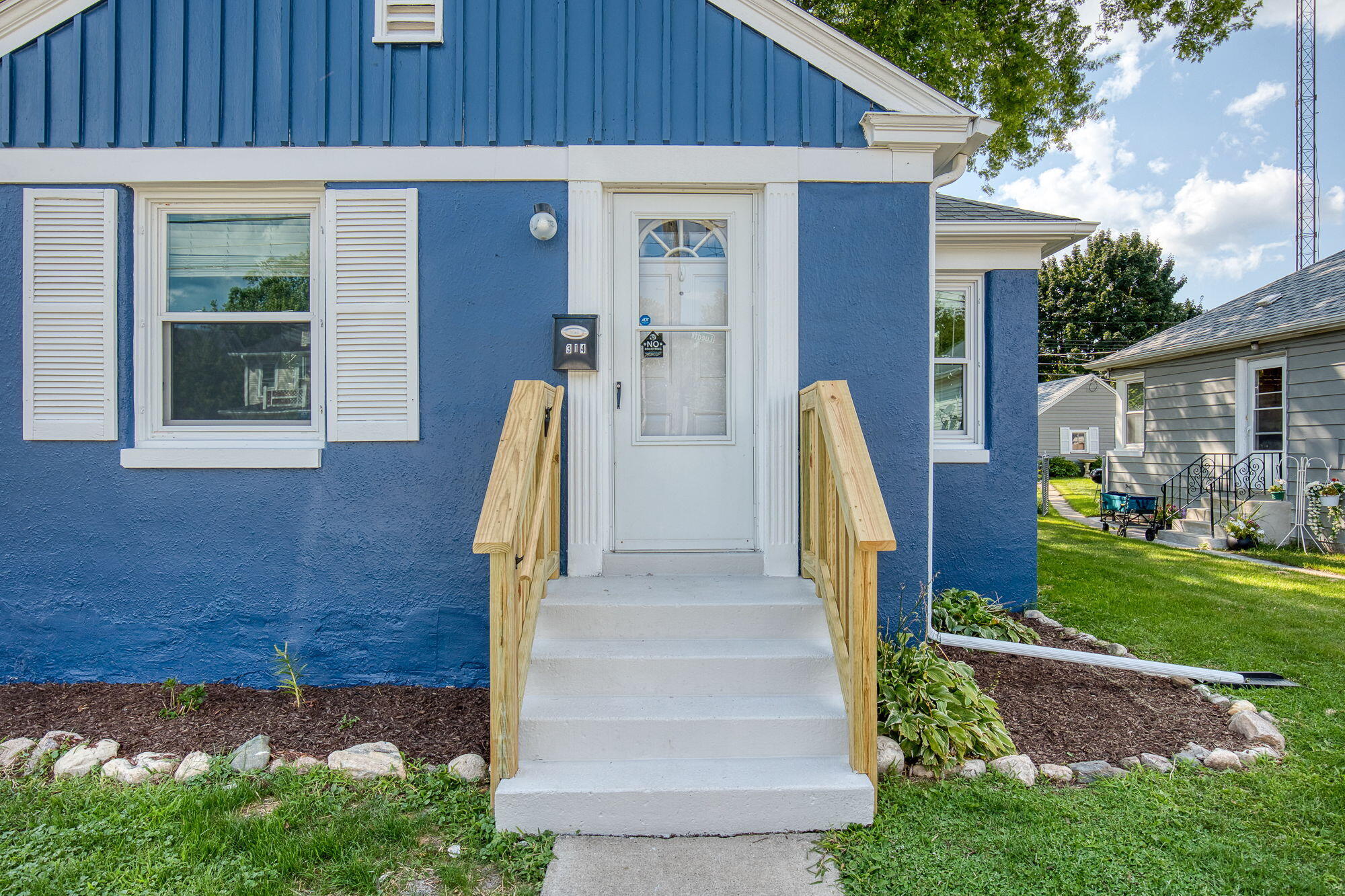 314 Luedtke Ave — photo