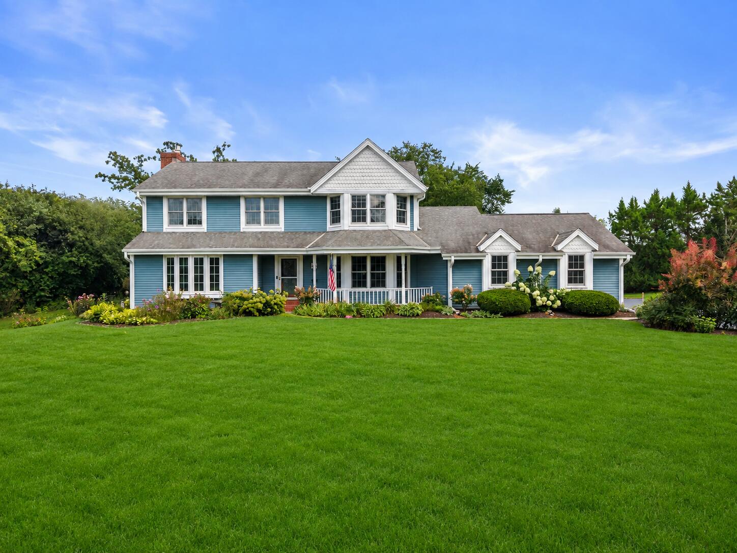 W234S5010 Woodchuck Ln — photo